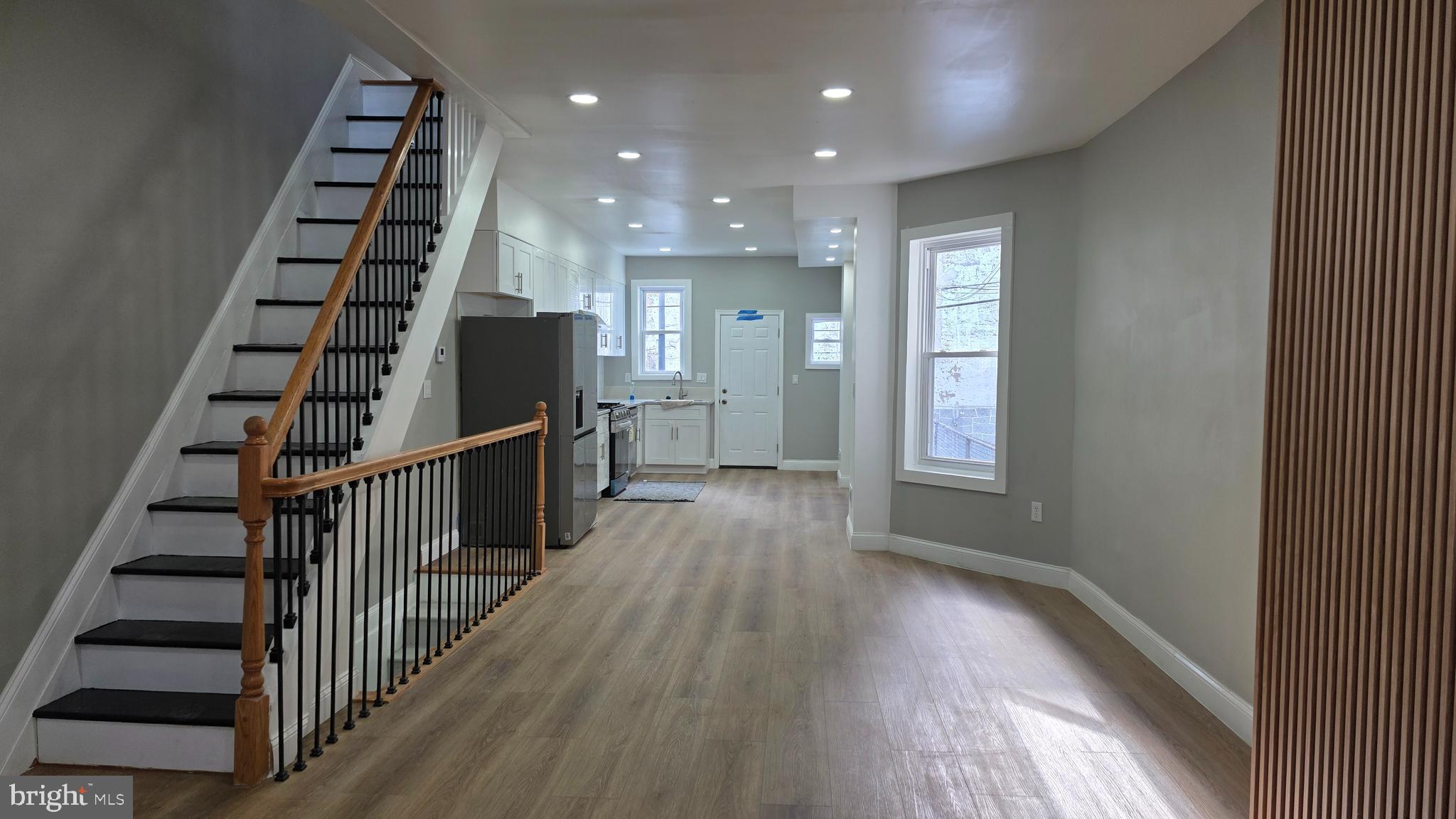 6618 GREENWAY AVENUE