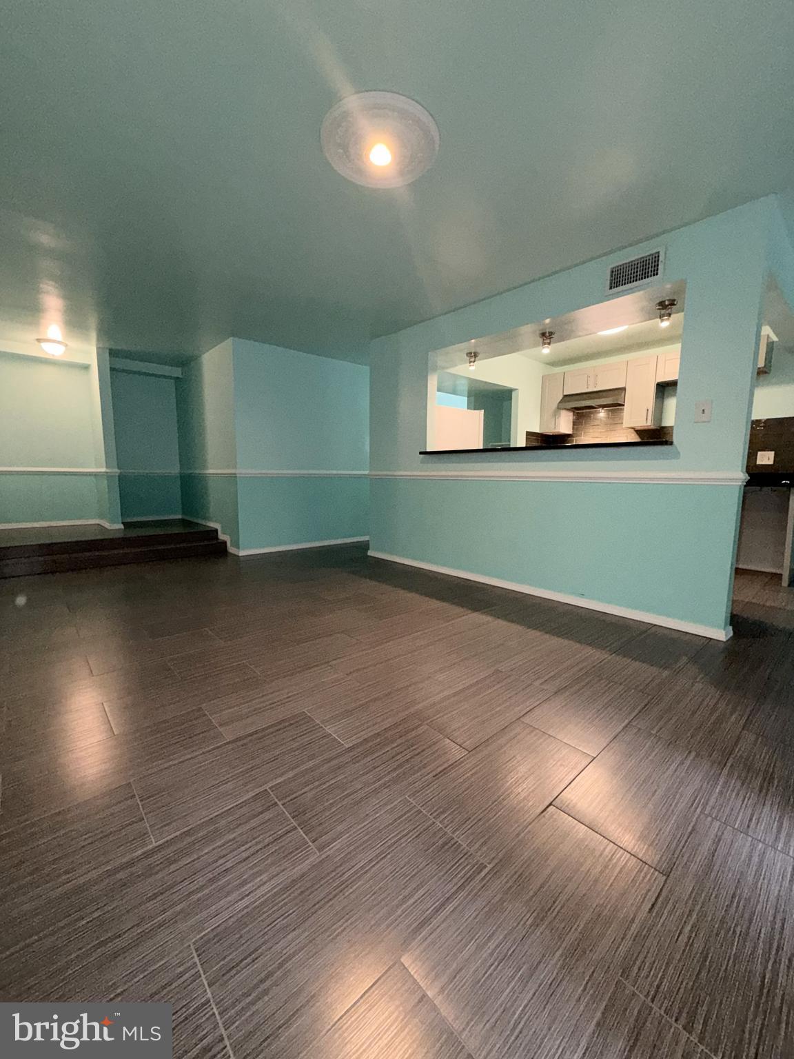 CHERRY GLEN CONDOS - Residential