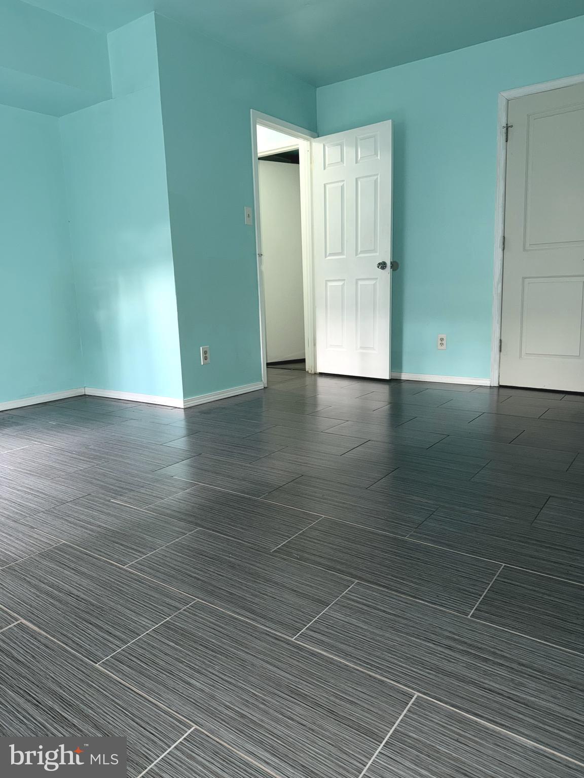 CHERRY GLEN CONDOS - Residential