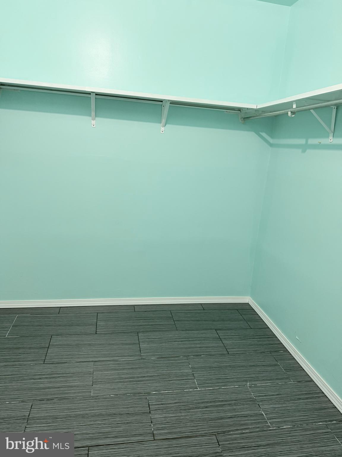 CHERRY GLEN CONDOS - Residential