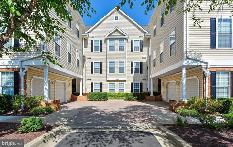 Condo For Sale - 12708 Found Stone Road #3-302<br/> GERMANTOWN, MD 20876