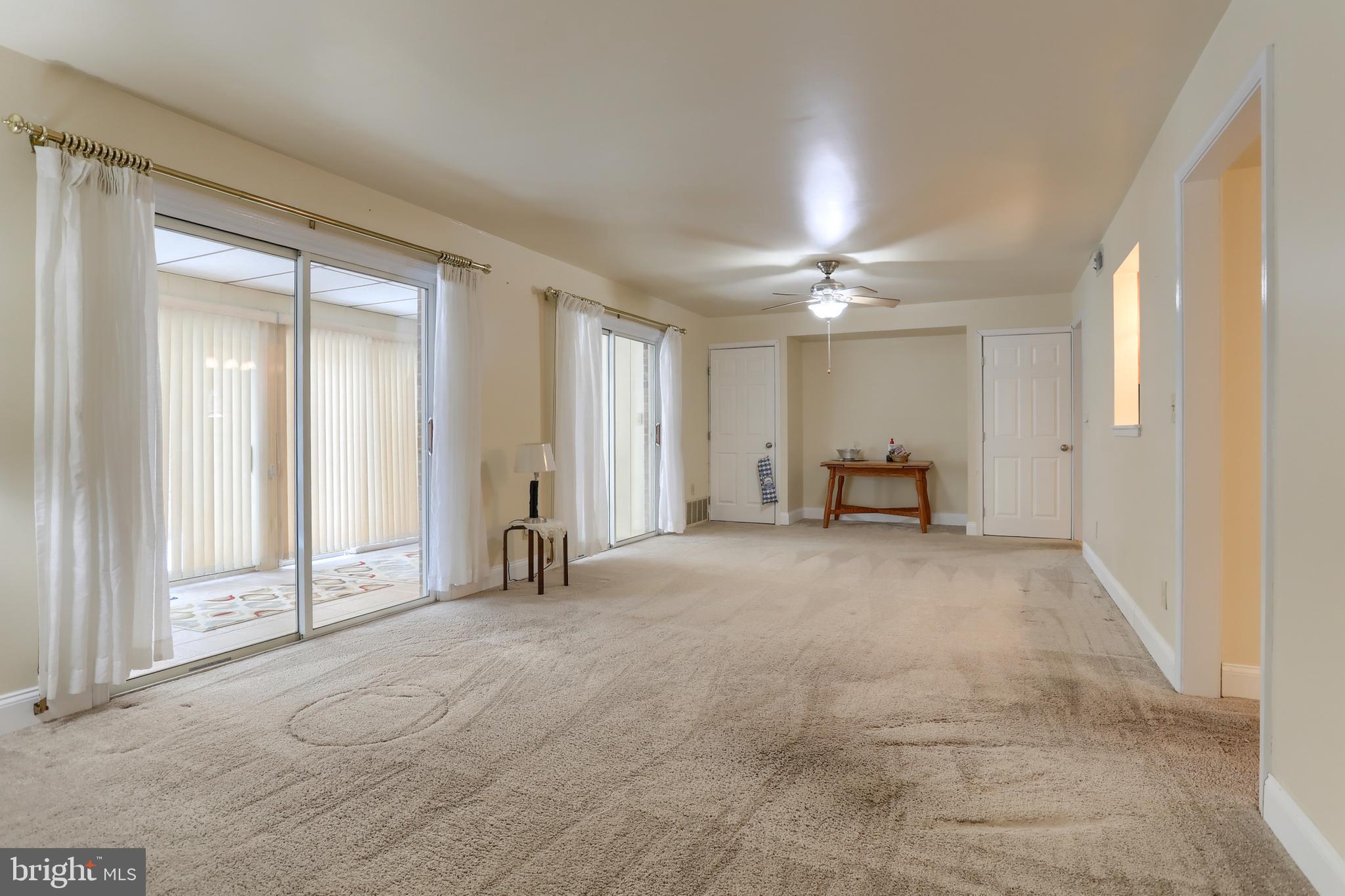 VILLAGE OF INNSBRUCK - Residential