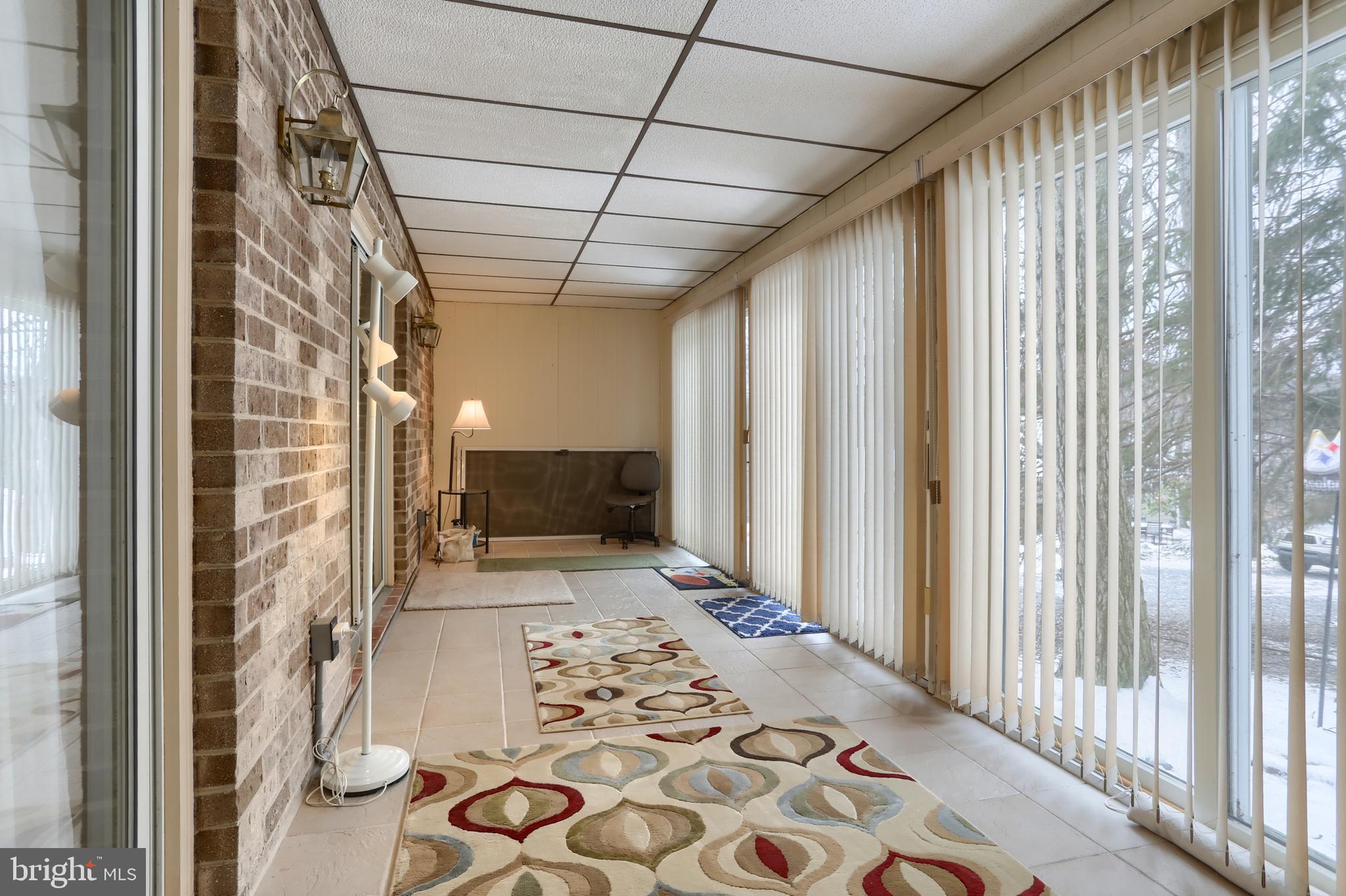 VILLAGE OF INNSBRUCK - Residential