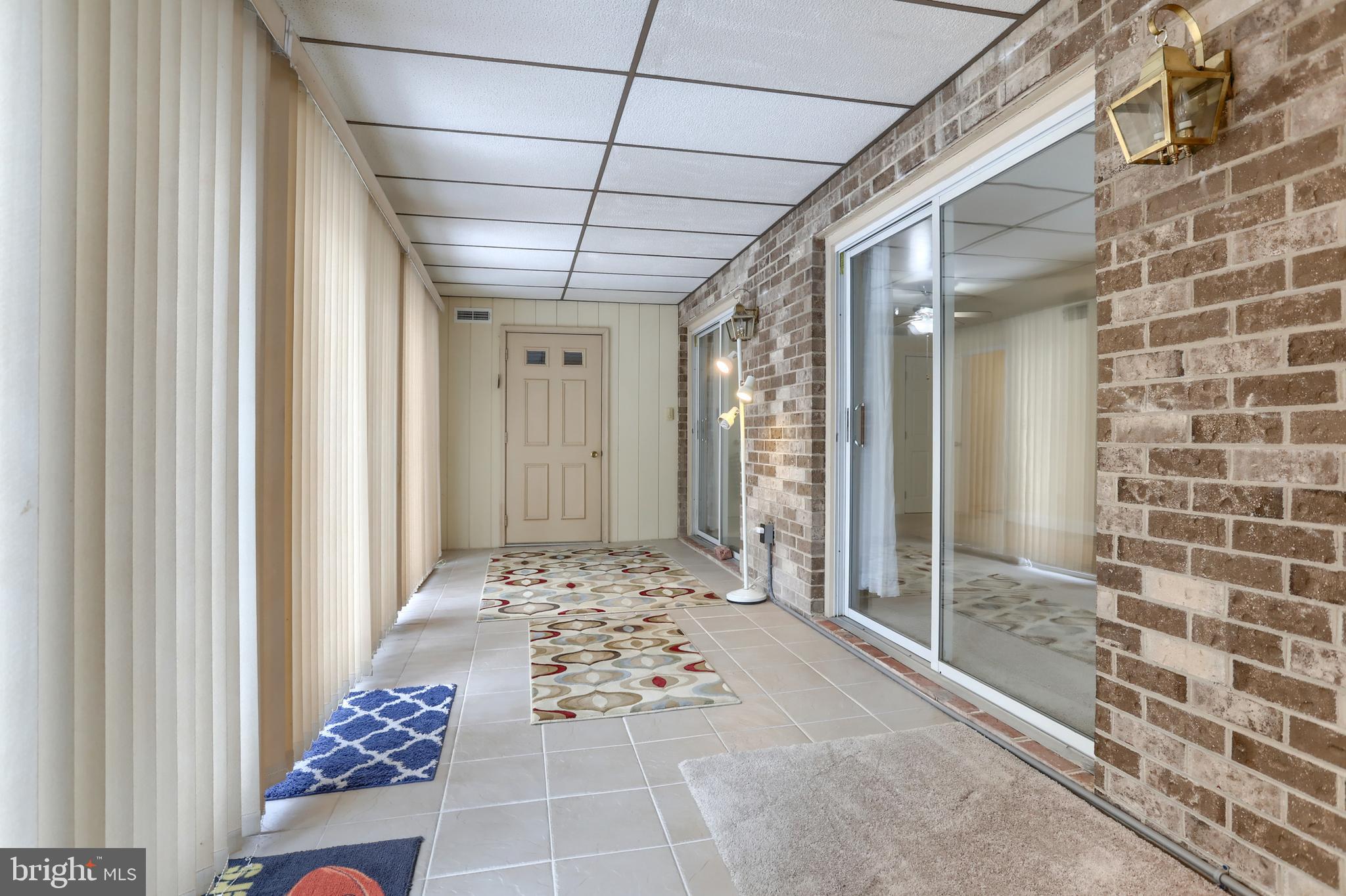 VILLAGE OF INNSBRUCK - Residential