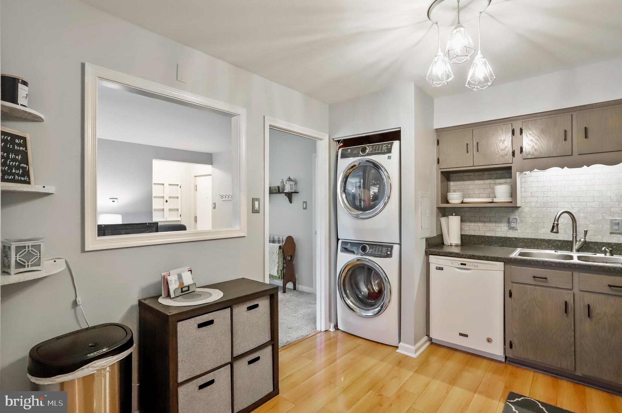 WOODCREST - Residential