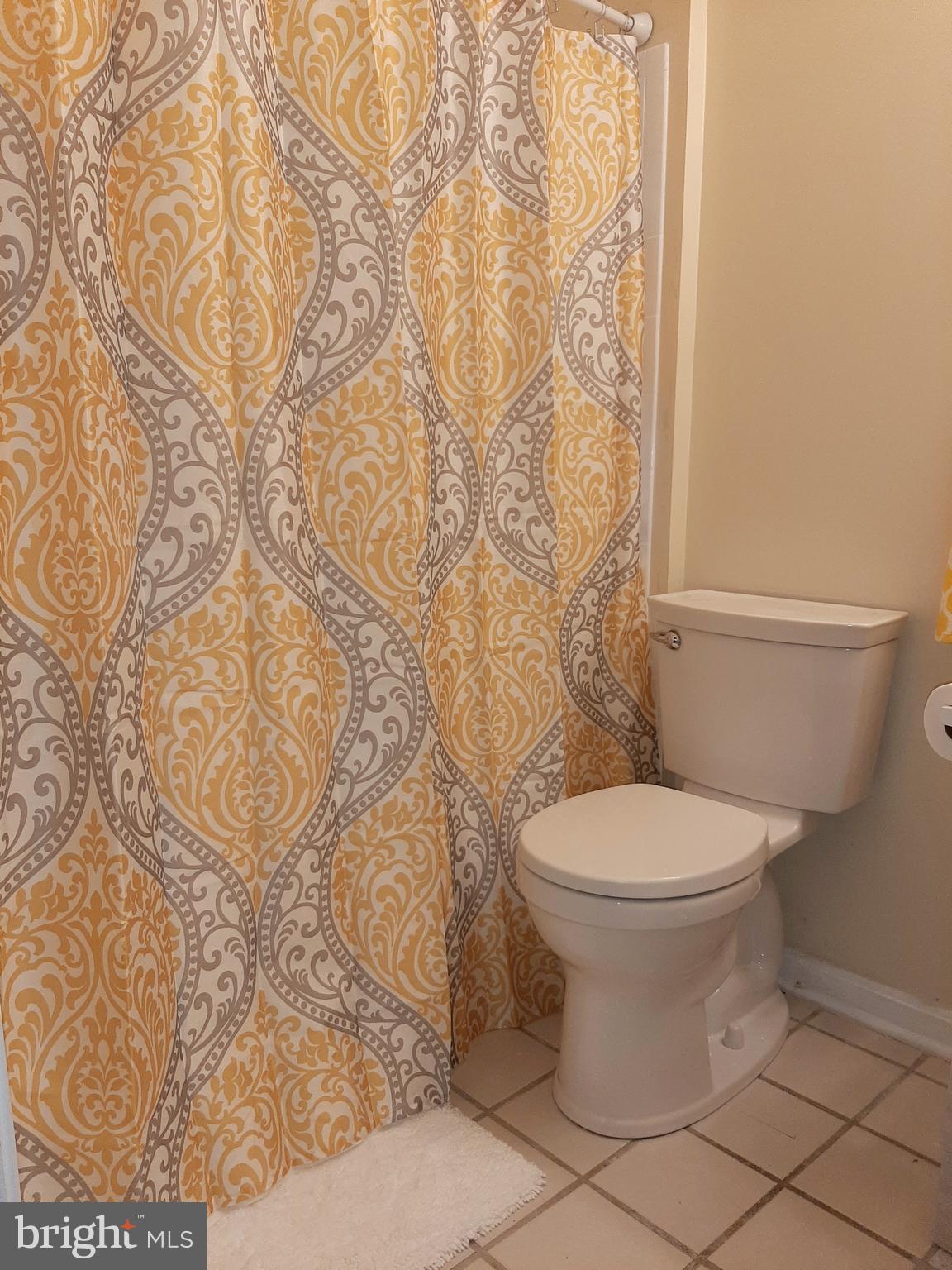 ROBIN MEADOWS - Residential