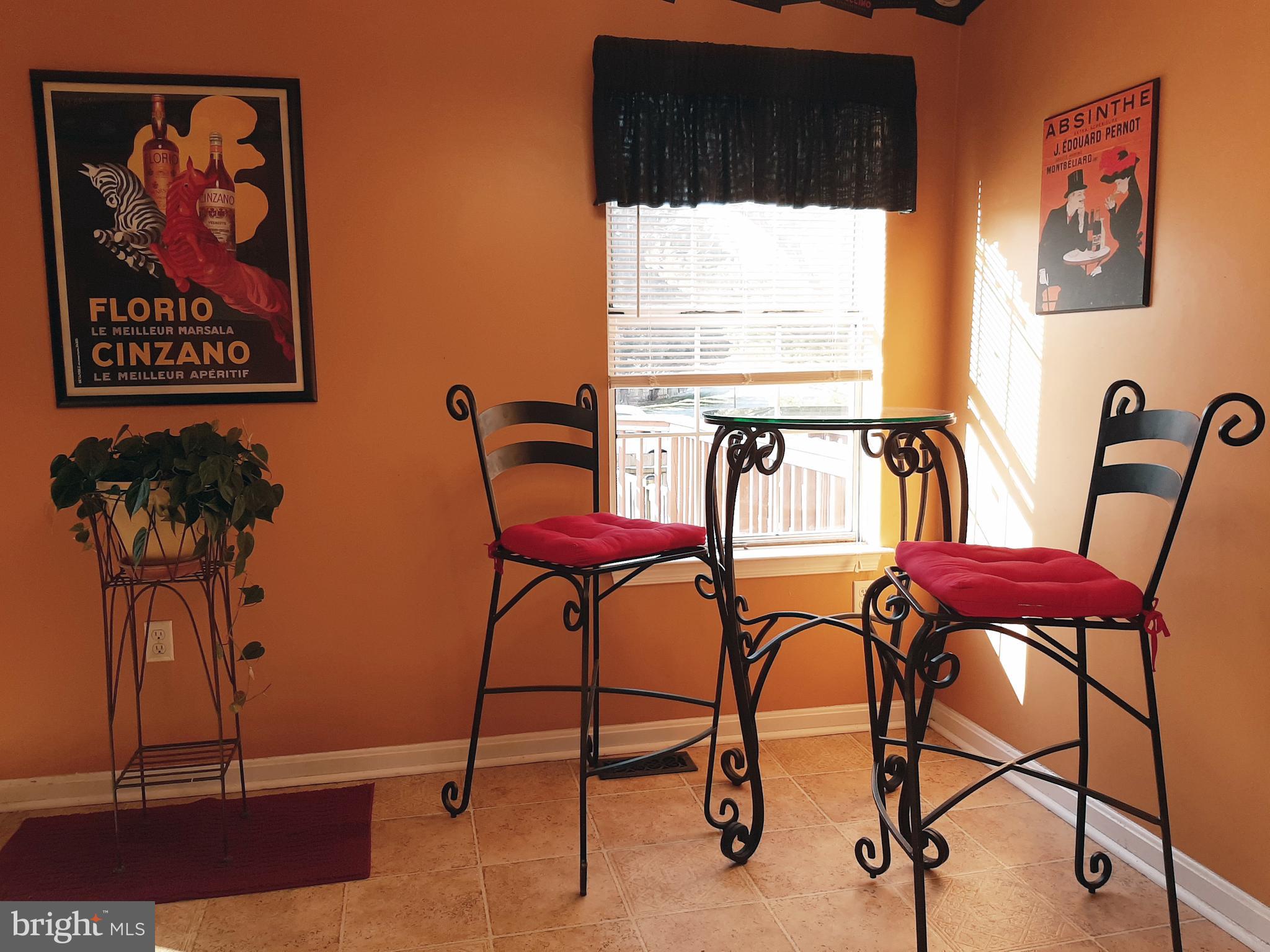 ROBIN MEADOWS - Residential