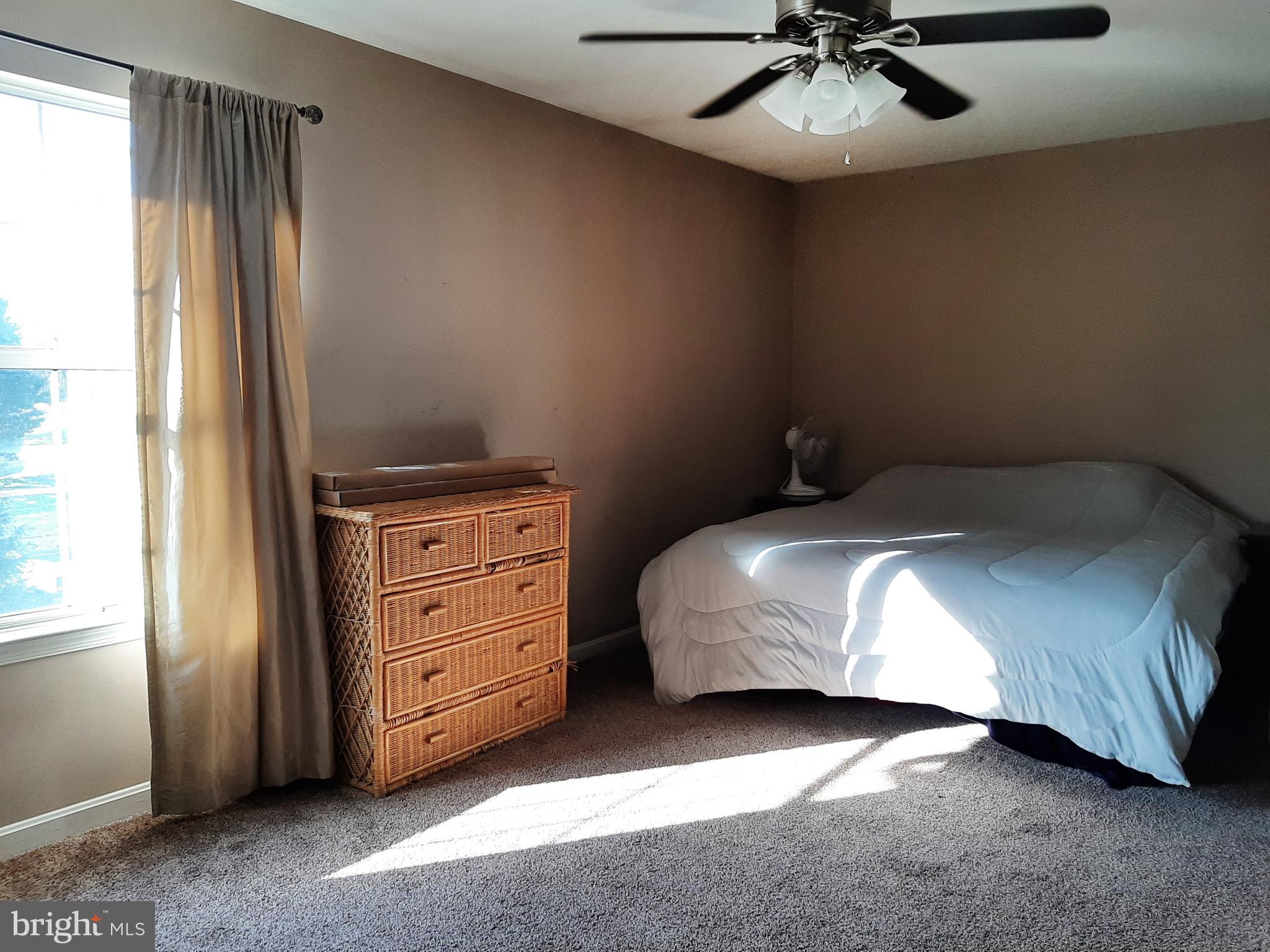 ROBIN MEADOWS - Residential