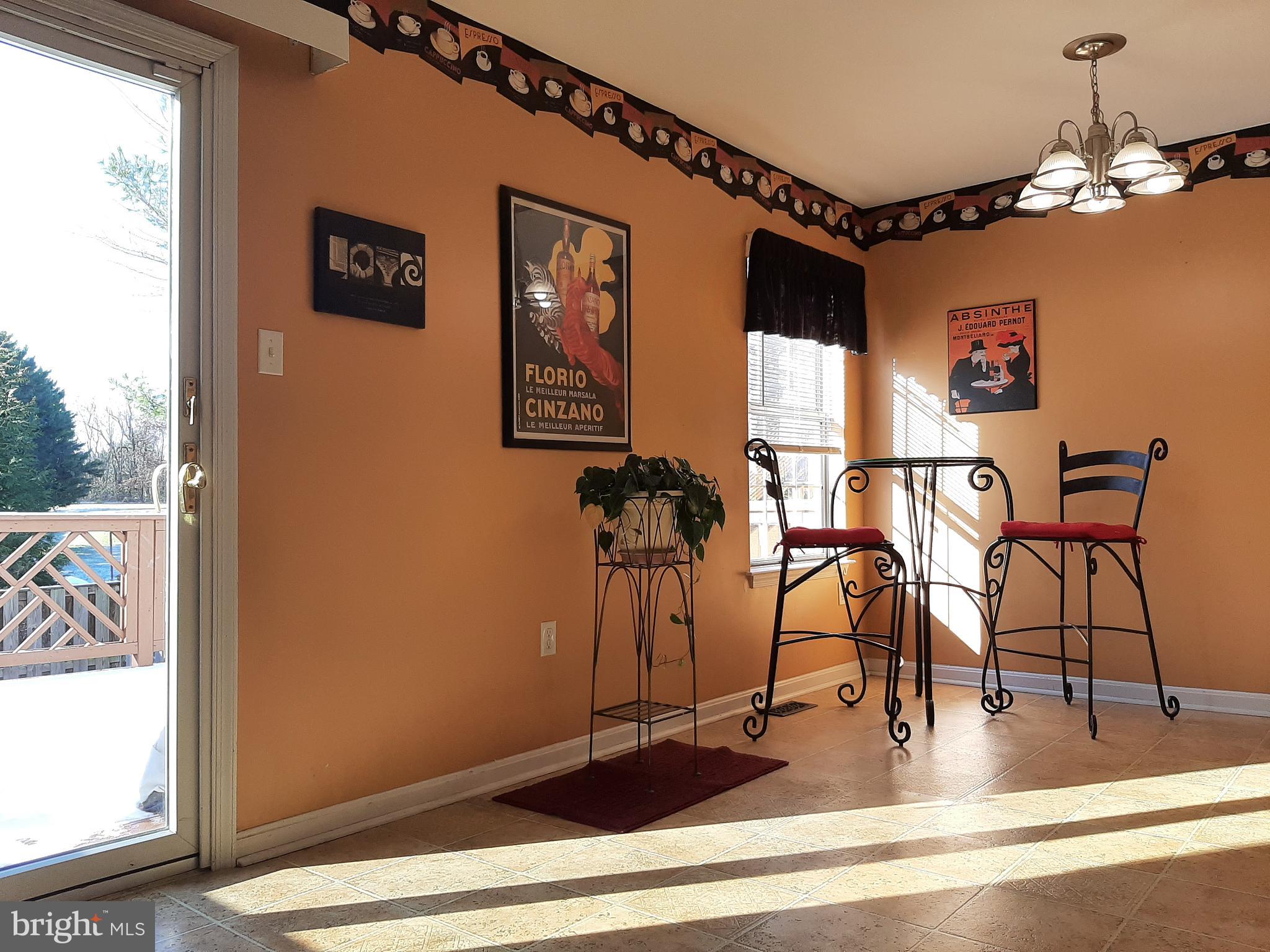 ROBIN MEADOWS - Residential