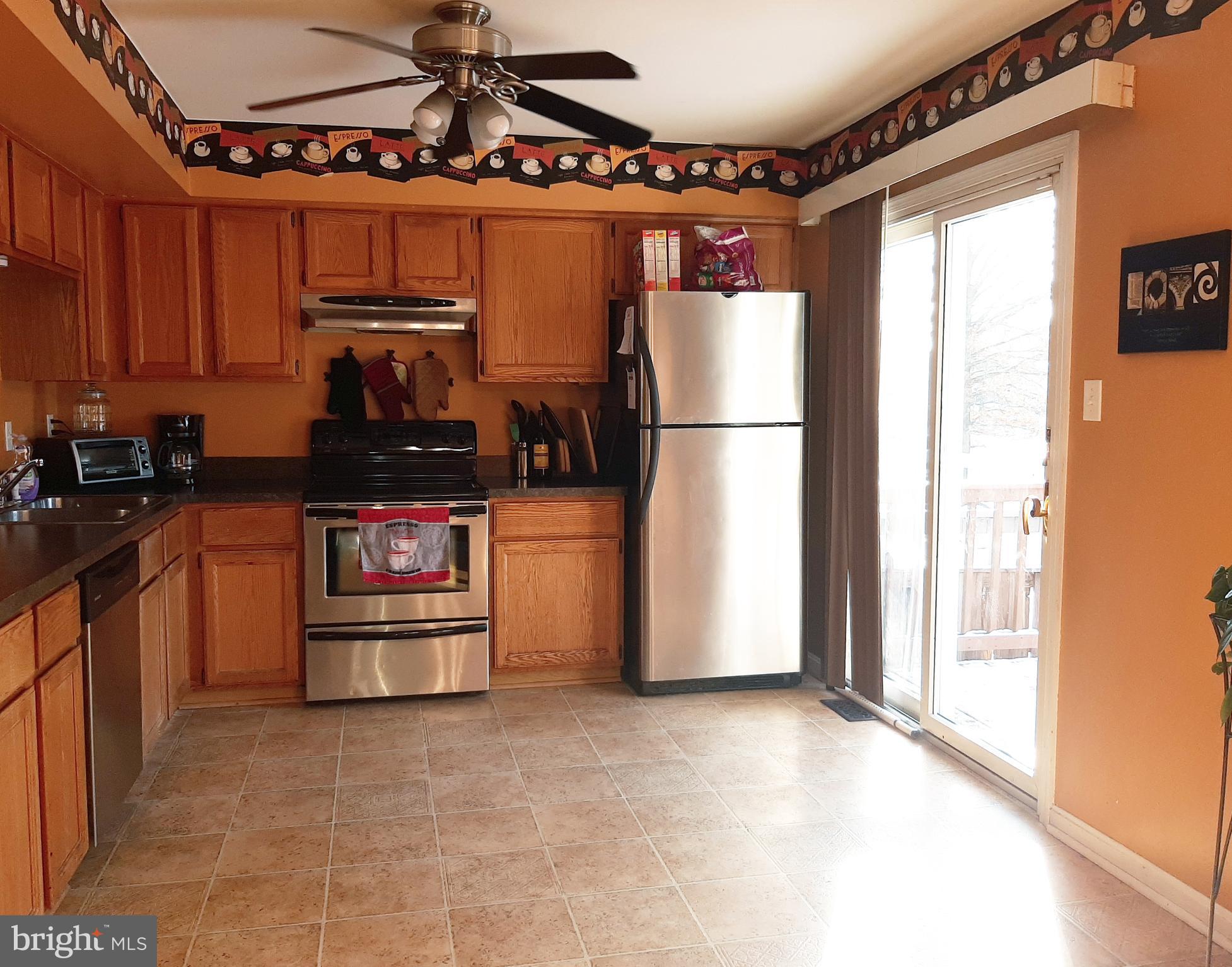 ROBIN MEADOWS - Residential