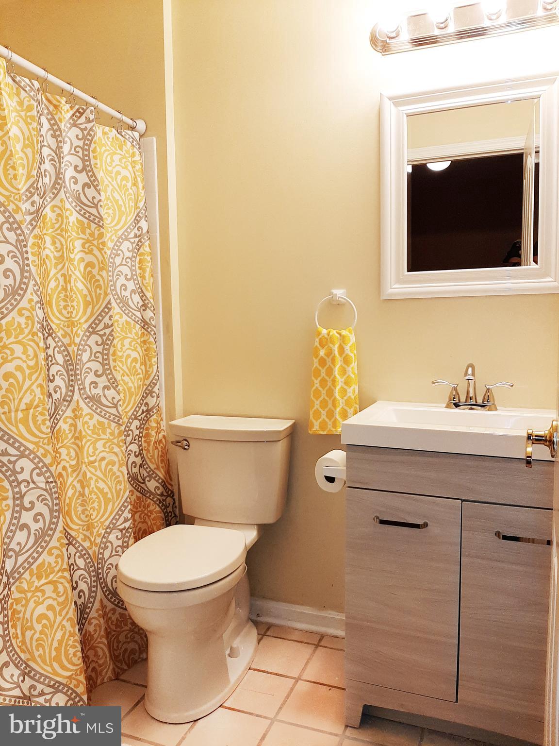 ROBIN MEADOWS - Residential