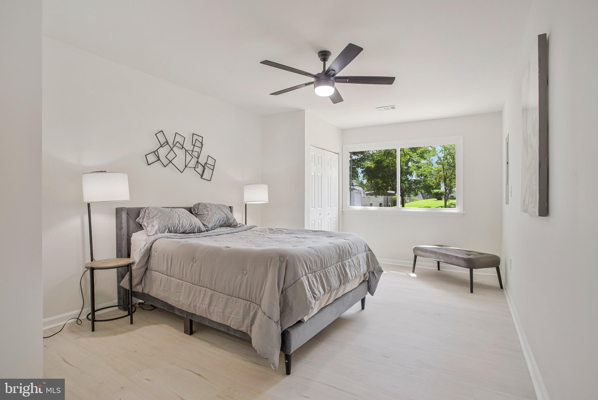 RAMBLING HILLS - Residential