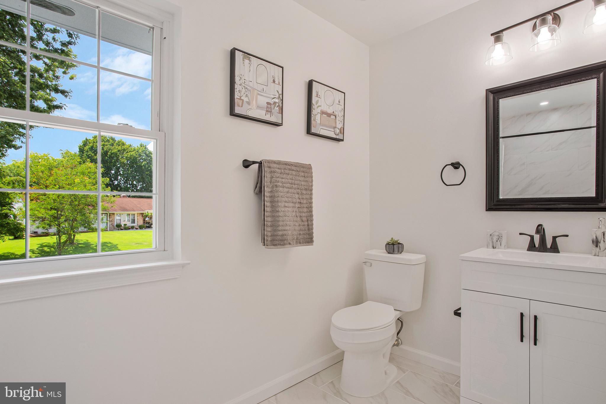 RAMBLING HILLS - Residential