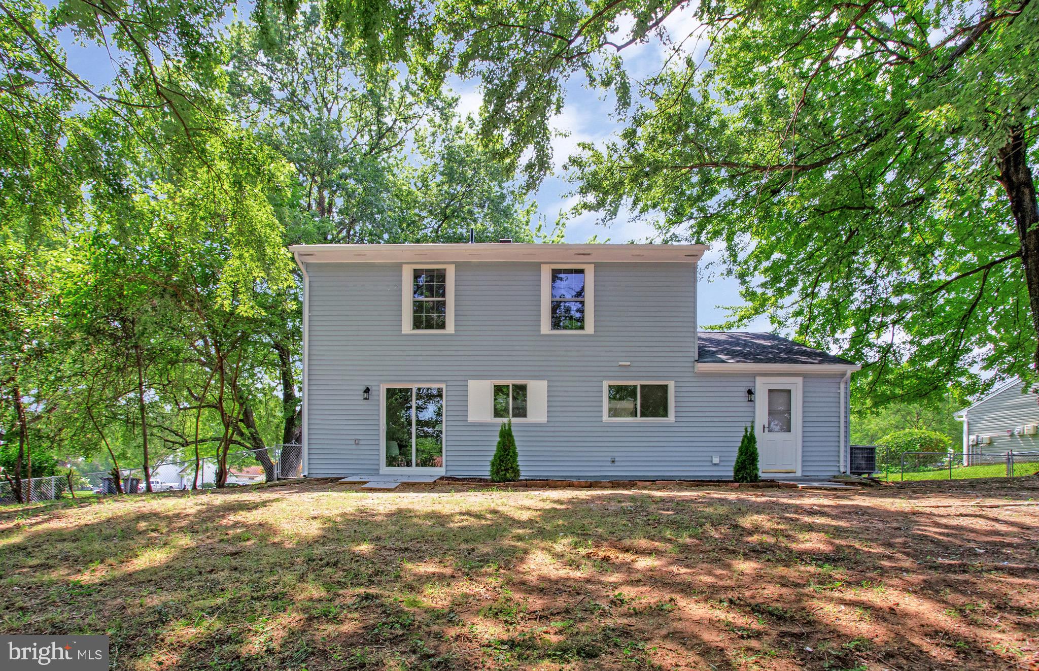 RAMBLING HILLS - Residential