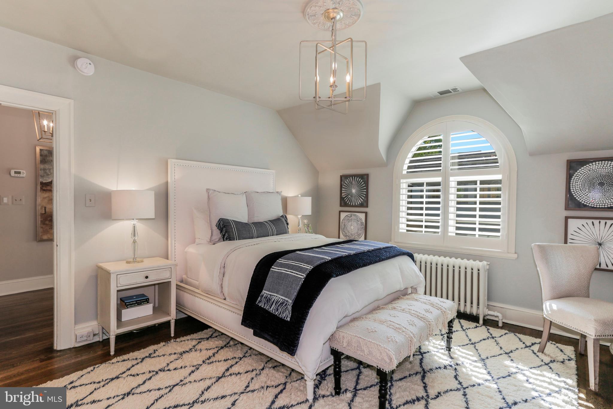 CHEVY CHASE VILLAGE - Residential