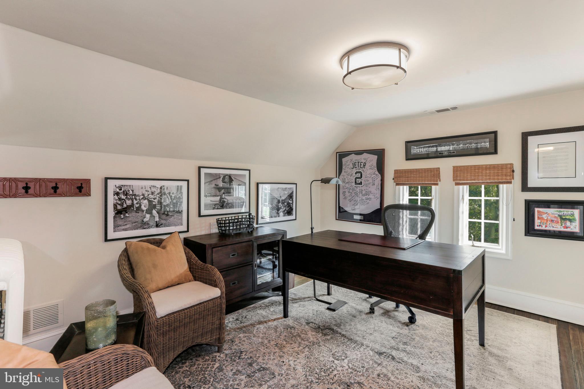 CHEVY CHASE VILLAGE - Residential