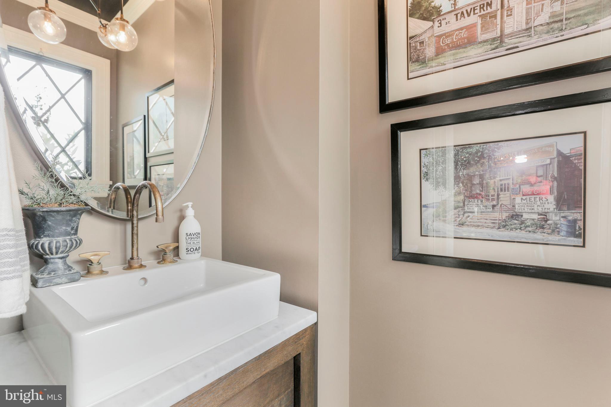 CHEVY CHASE VILLAGE - Residential