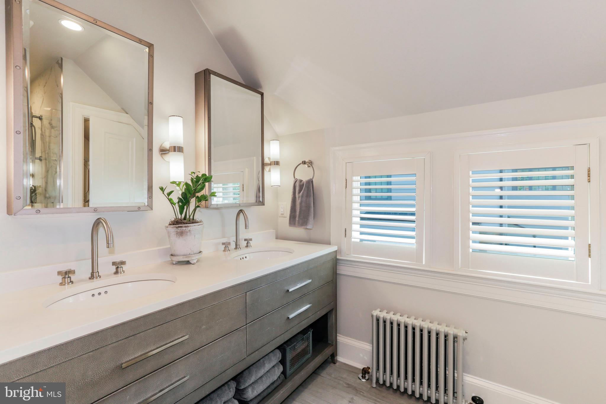 CHEVY CHASE VILLAGE - Residential