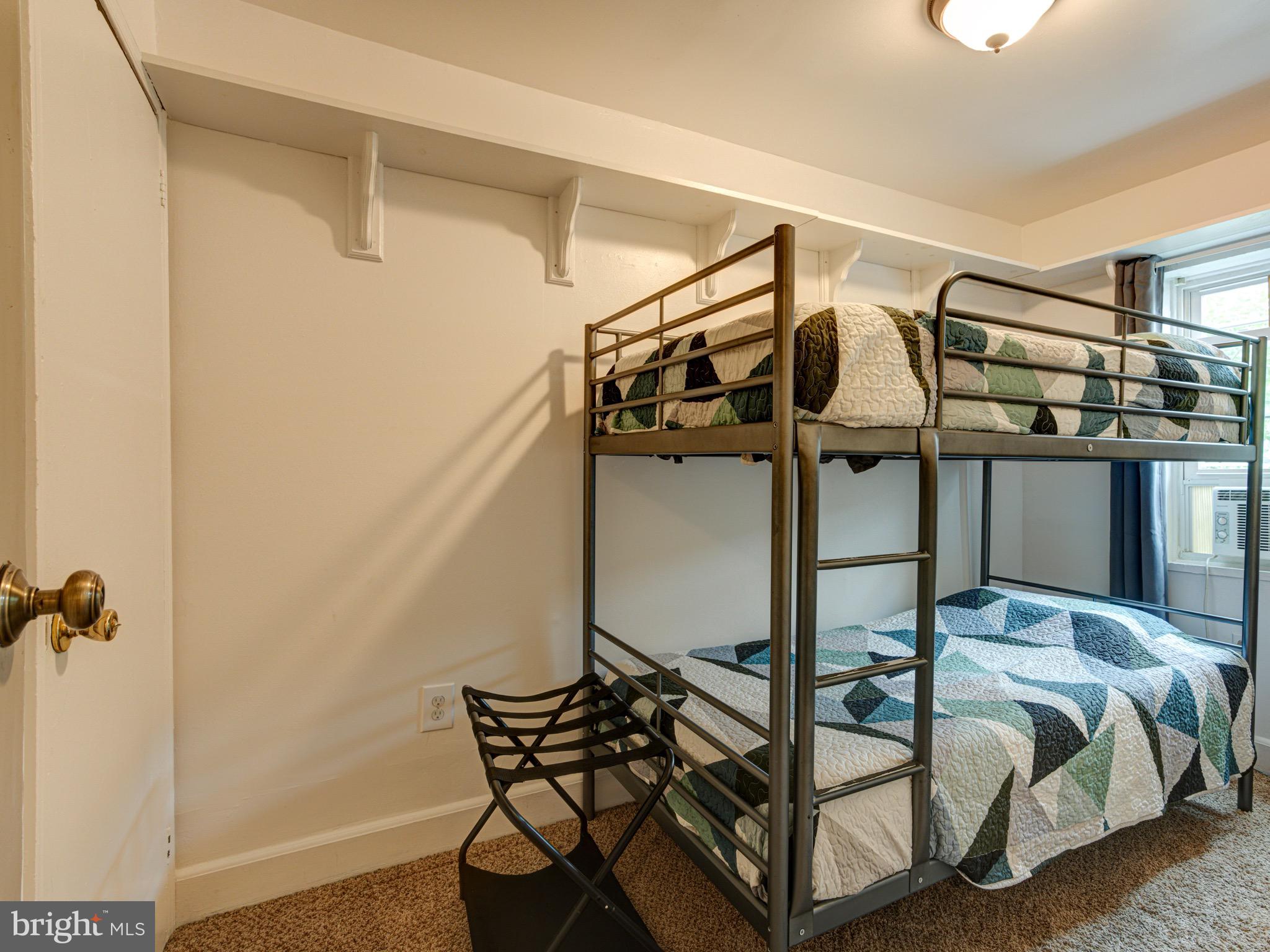 SOUTH KENSINGTON - Residential