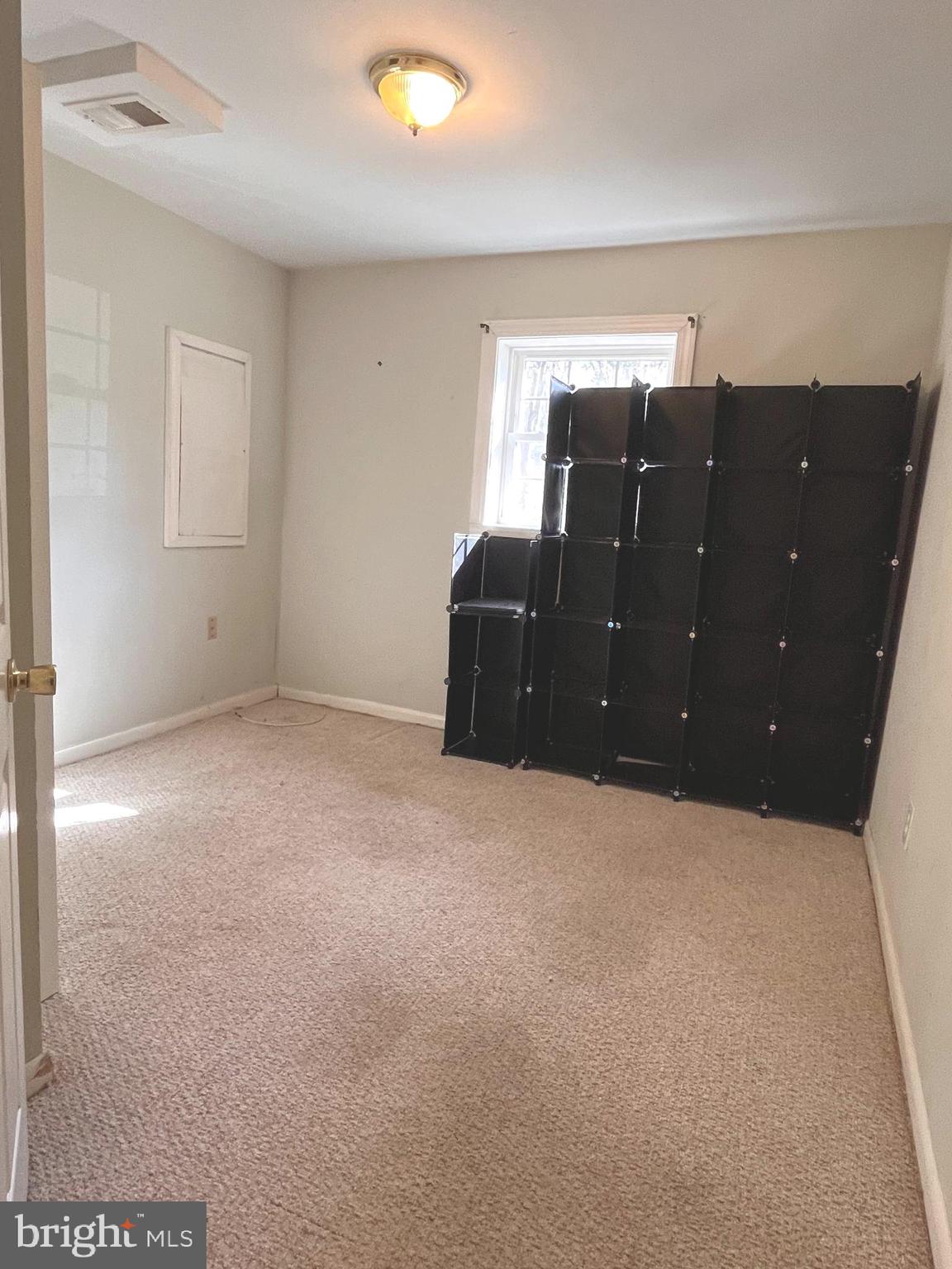 DANIA HILLS - Residential