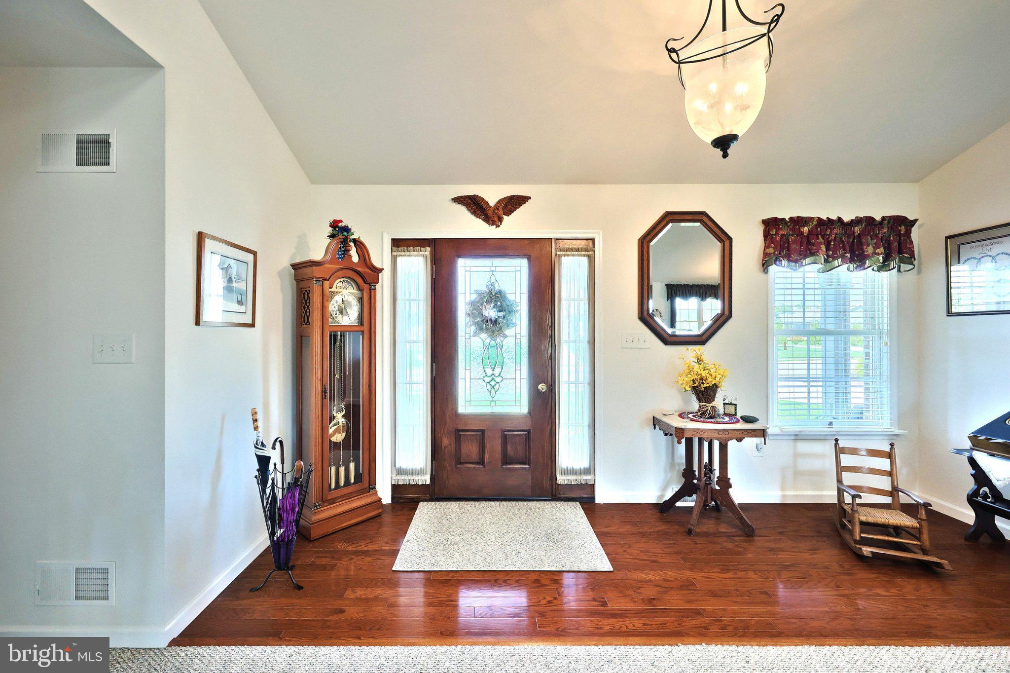 392 ONYX ROAD