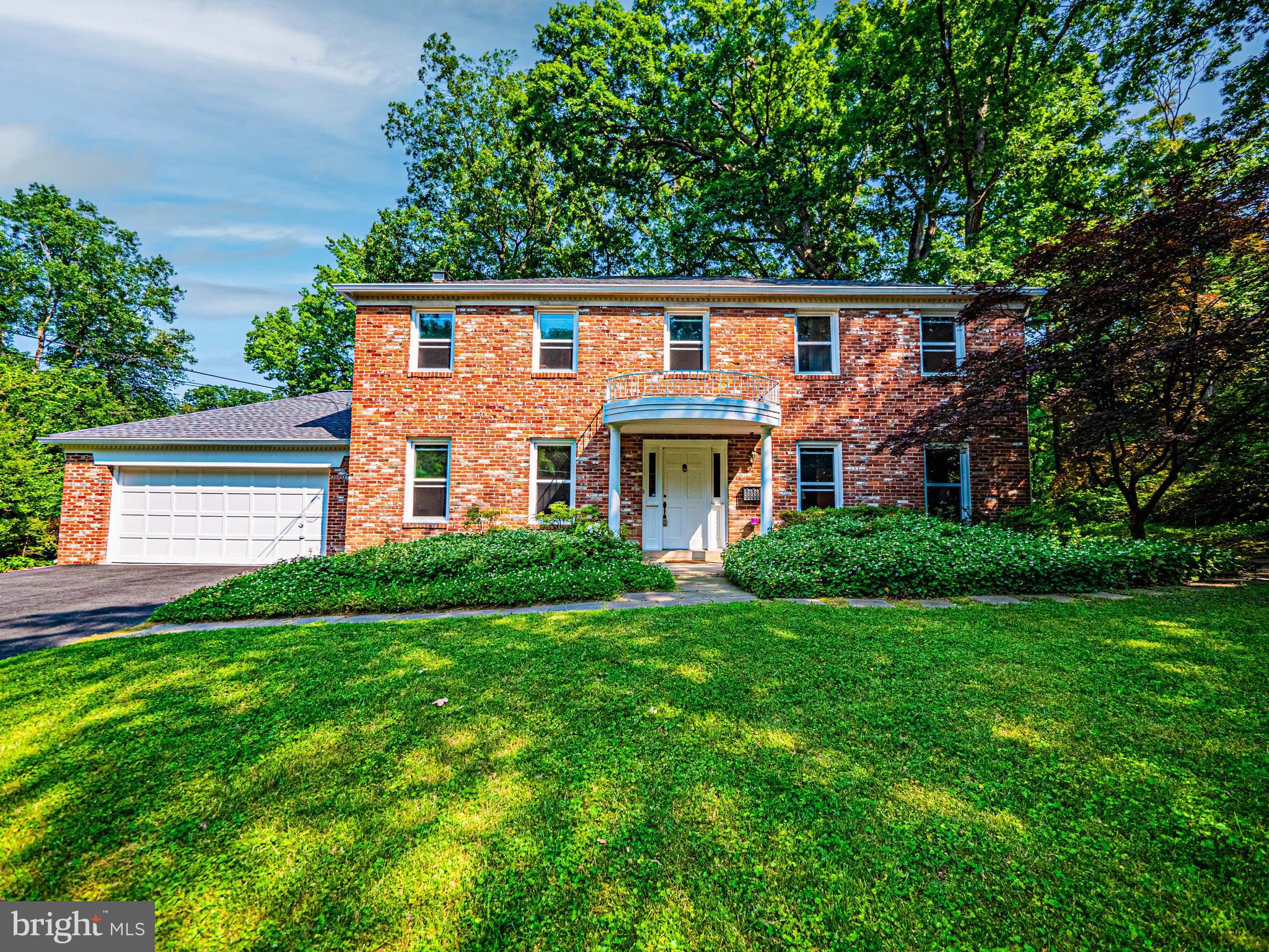 Well-maintained colonial in White Oaks, one of Alexandria's premier subdivisions!!TONS OF NATURAL LIGHT PERMEATE EVERY ROOM IN THE HOUSE!! Gleaming hardwood floors on the main and upper levels!! Formal living room to your left as you enter with a wood burning fireplace!!Cozy family room to your right as you enter!! Just off the family room, you'll find the dininig roow with a walk-out to the patio overlooking an expansive green space filled with mature trees! The dining room opens up into the kitchen with granite countertops, stainless steel appliances, and custom wood cabinets.Upper level primary bedroom with two closets, and an -en-suite bathroom with a modern vanity, tiled floors, and a frameless shower with tiled floors! Three more generously sized bedrooms on the upper level with ample closet space all sharing a full modern hallway bathroom!! New Roof in October of 2024!! New attic insulation in February 2024!! New electrical panel!! NO HOA!!!