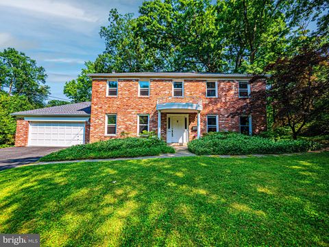 7111 CHESHIRE COURT ALEXANDRIA VA 22307