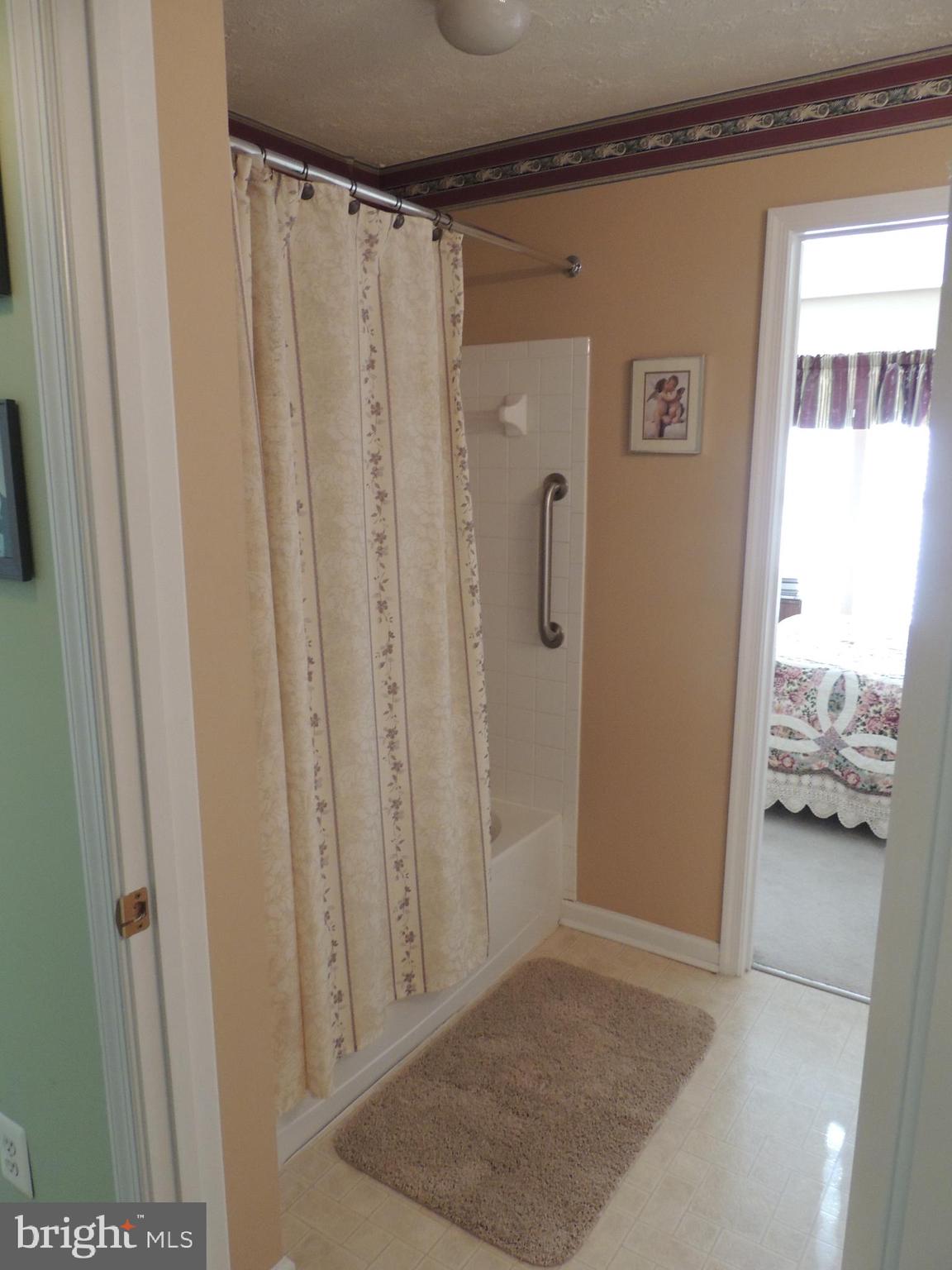 PERRY HALL FARMS GARDEN CONDOS - Residential