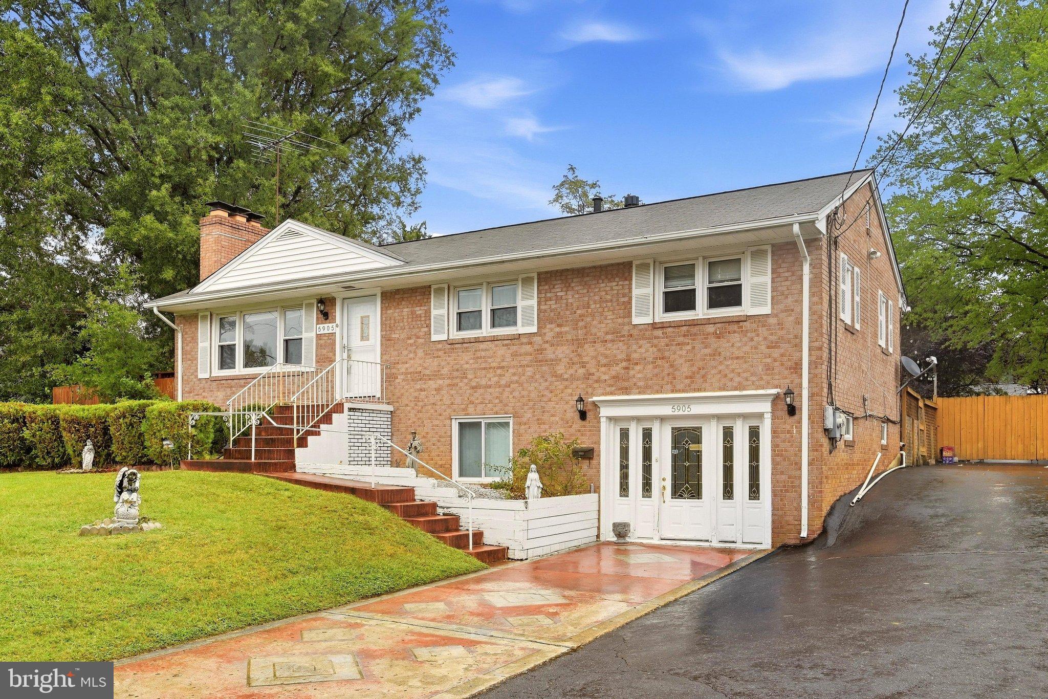 5905 RIDGE VIEW DRIVE