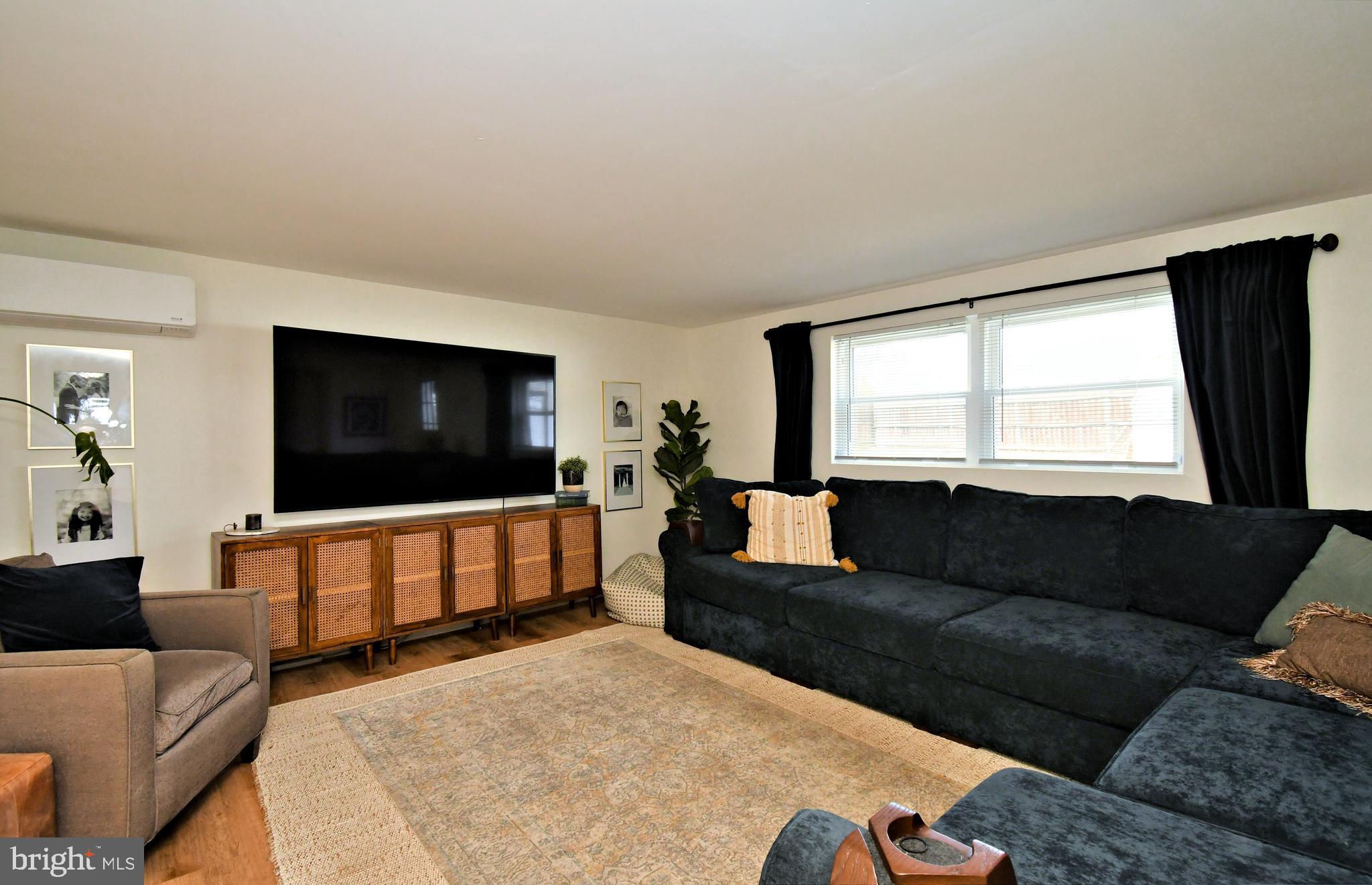 PALOMINO FARMS - Residential