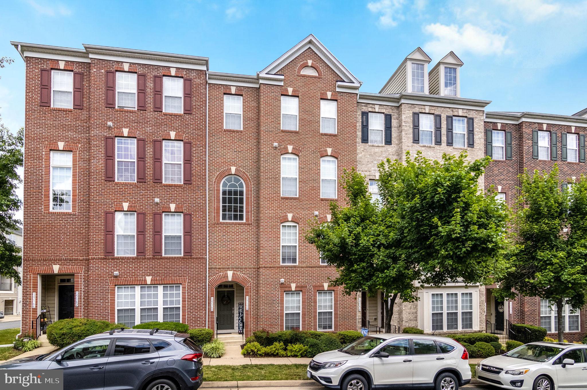 POTOMAC CLUB CONDOMINIUMS - Residential