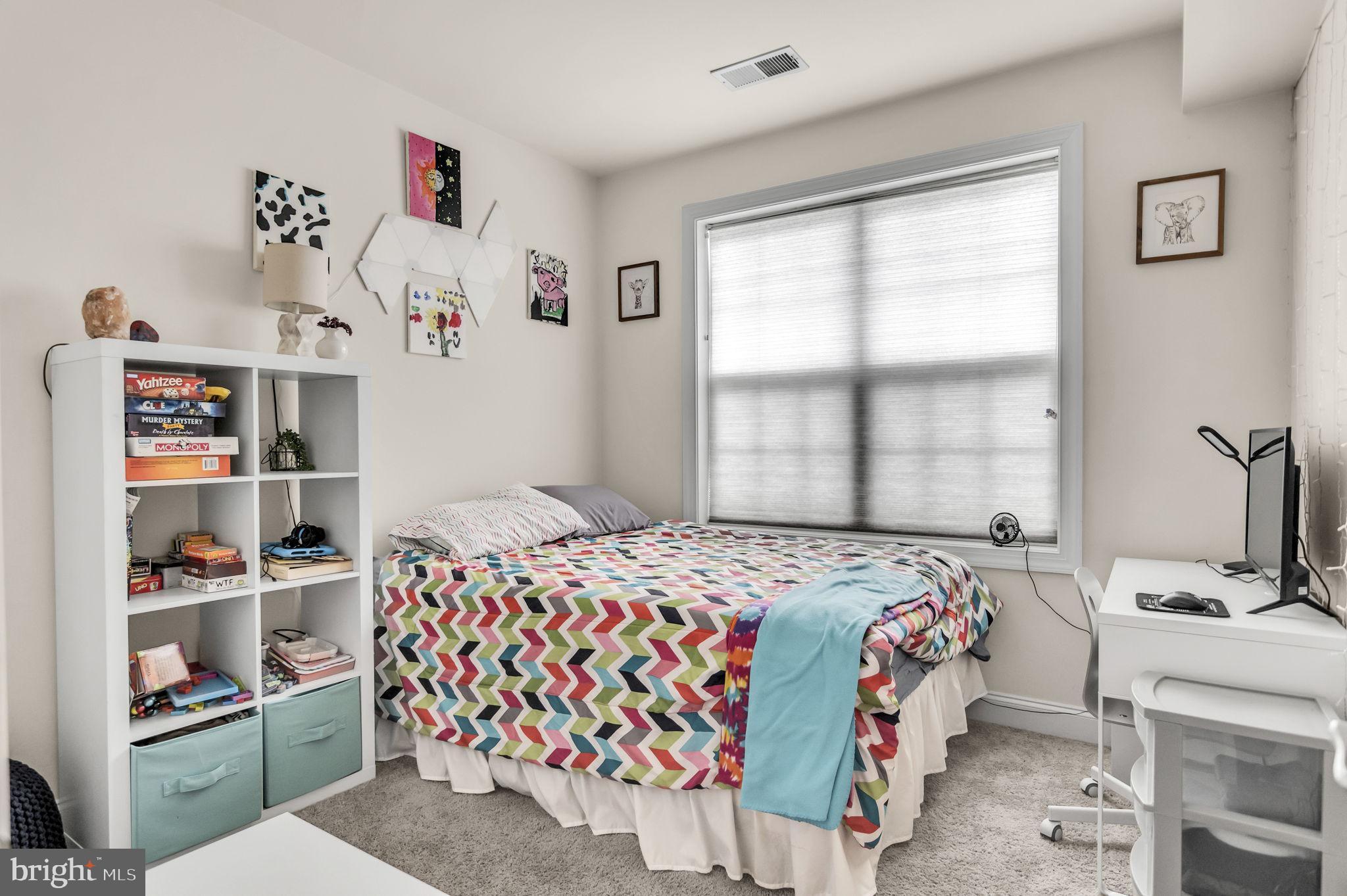 POTOMAC CLUB CONDOMINIUMS - Residential