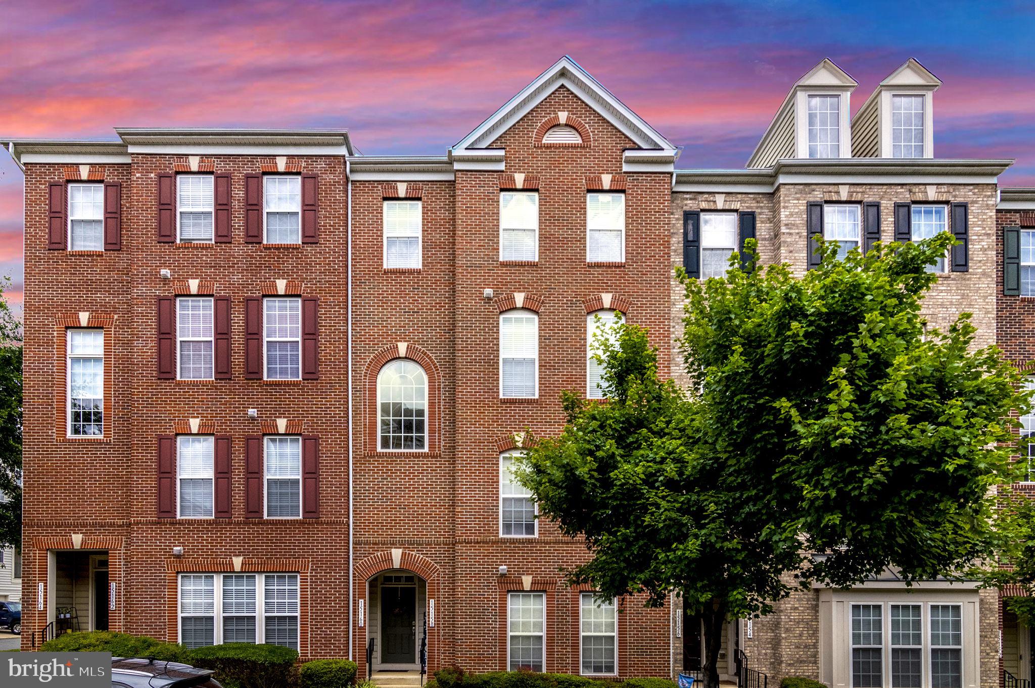 POTOMAC CLUB CONDOMINIUMS - Residential