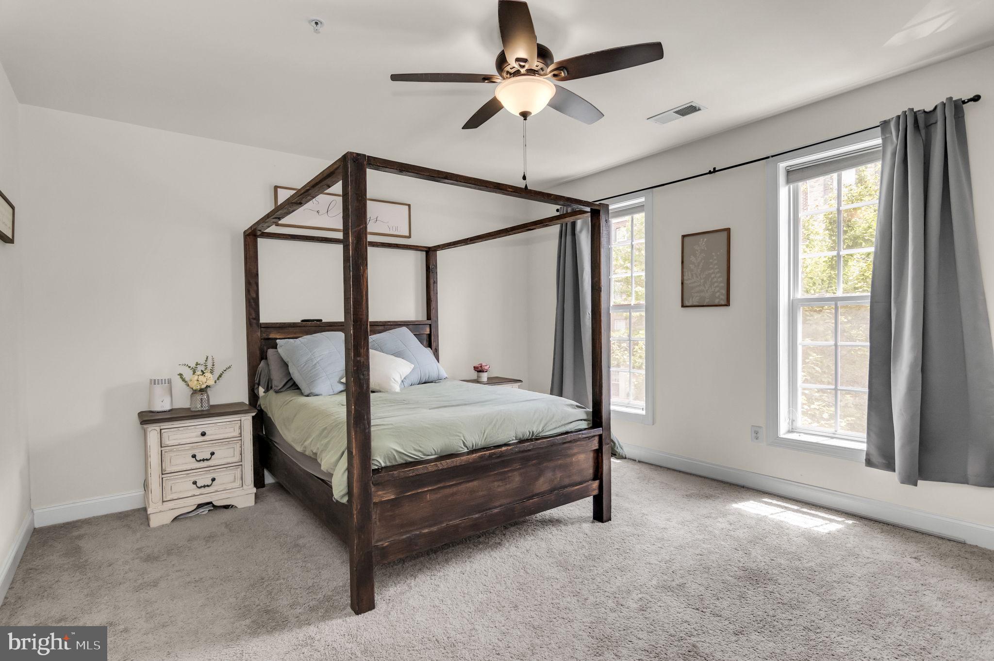 POTOMAC CLUB CONDOMINIUMS - Residential