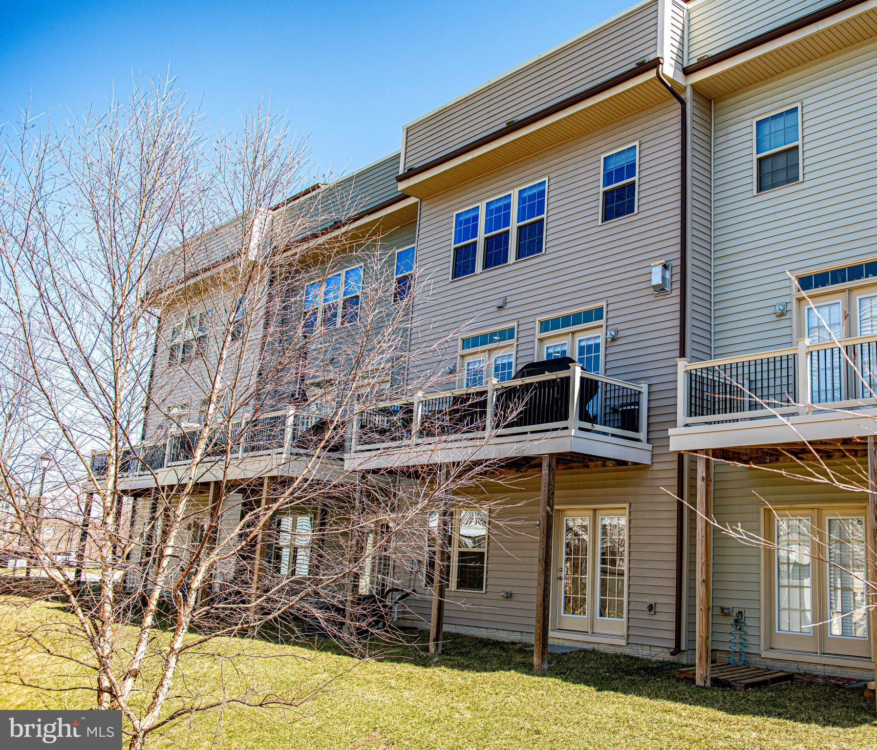 PARKSIDE - Residential