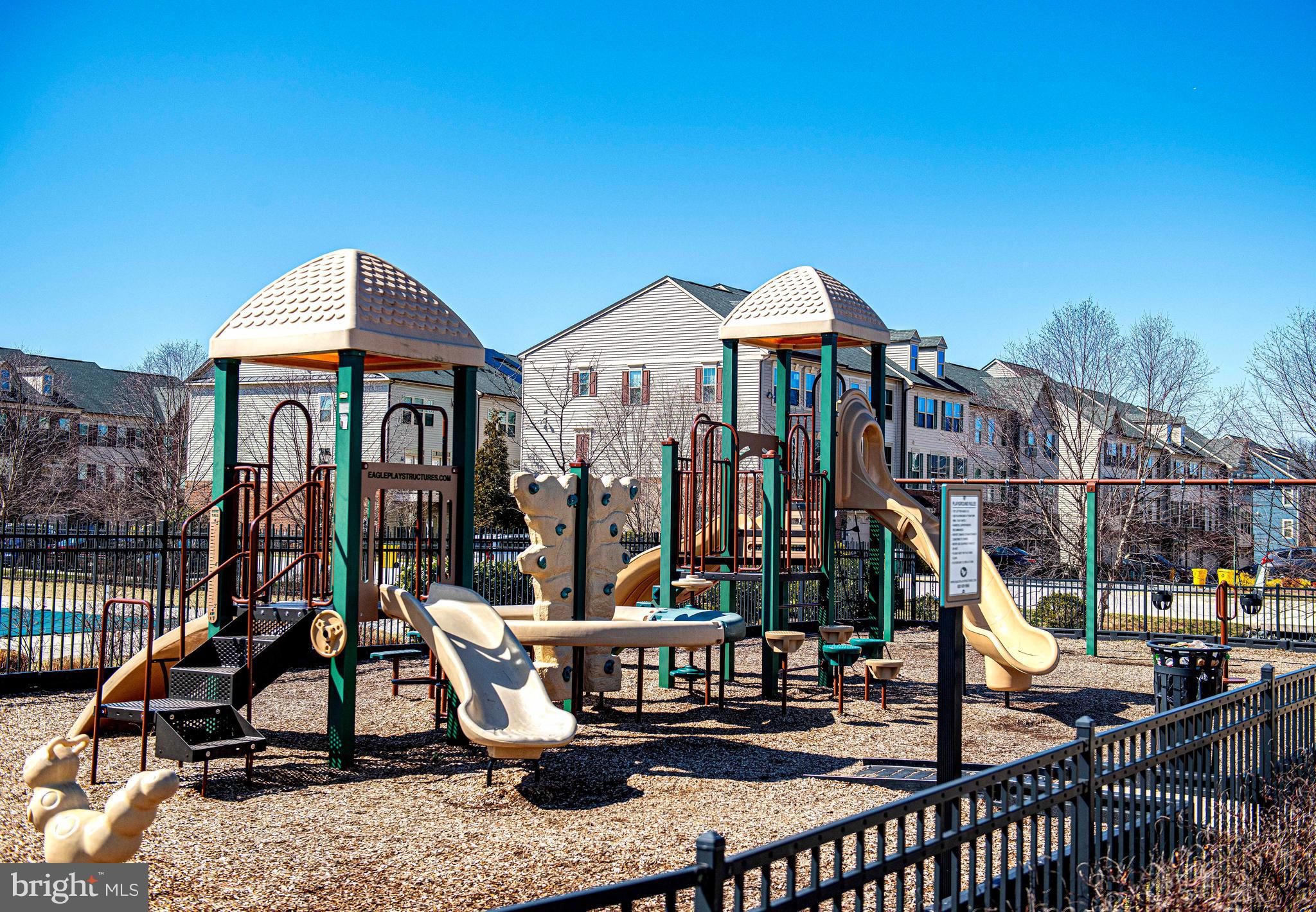 PARKSIDE - Residential