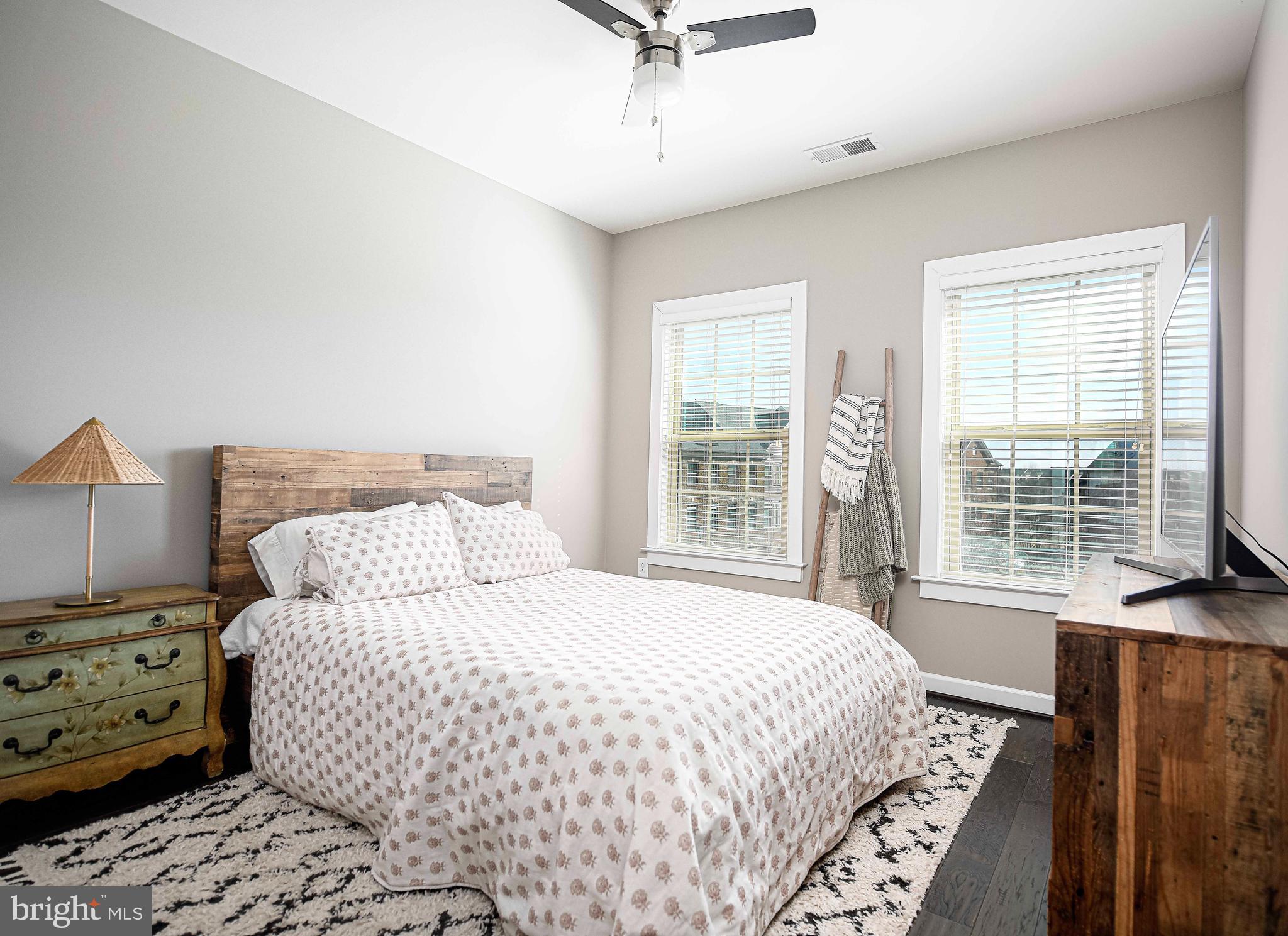 PARKSIDE - Residential