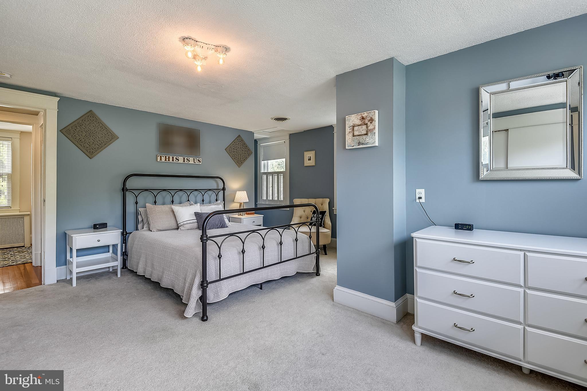 HOMEWOOD - Residential