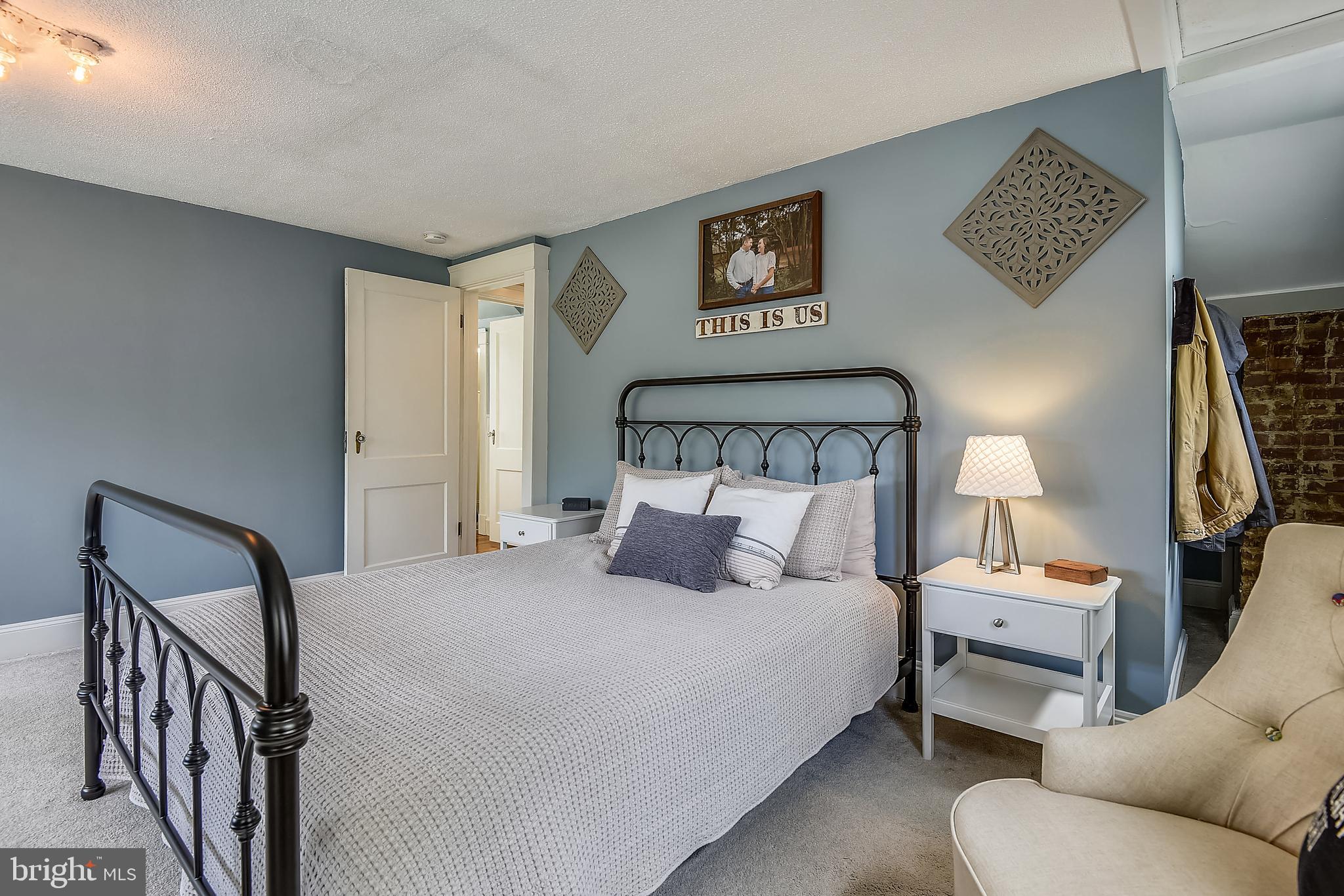 HOMEWOOD - Residential