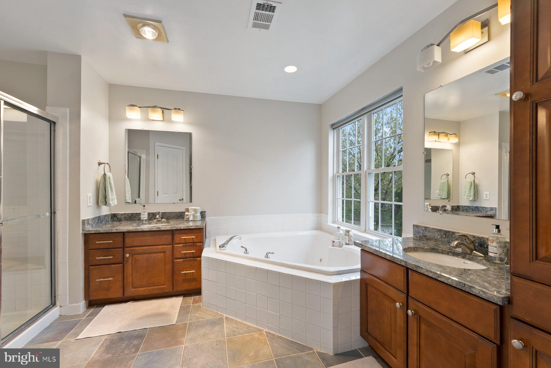 PINEY ORCHARD - Residential