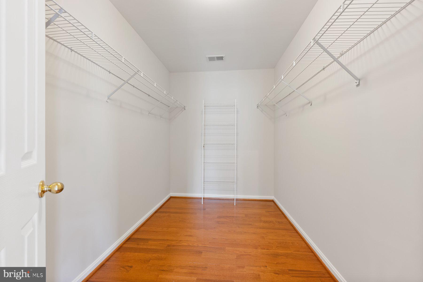 PINEY ORCHARD - Residential