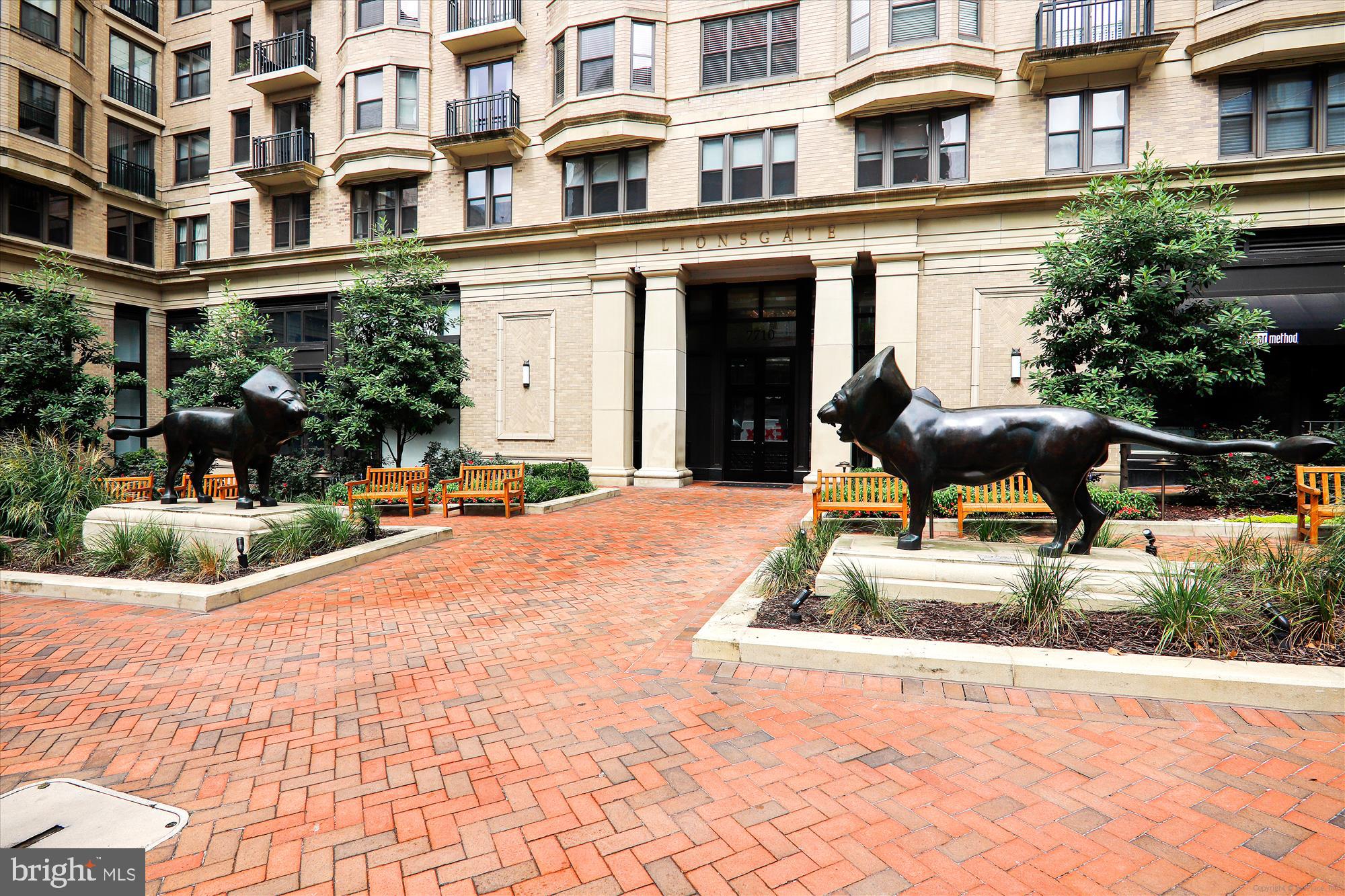 LIONSGATE - Residential Lease