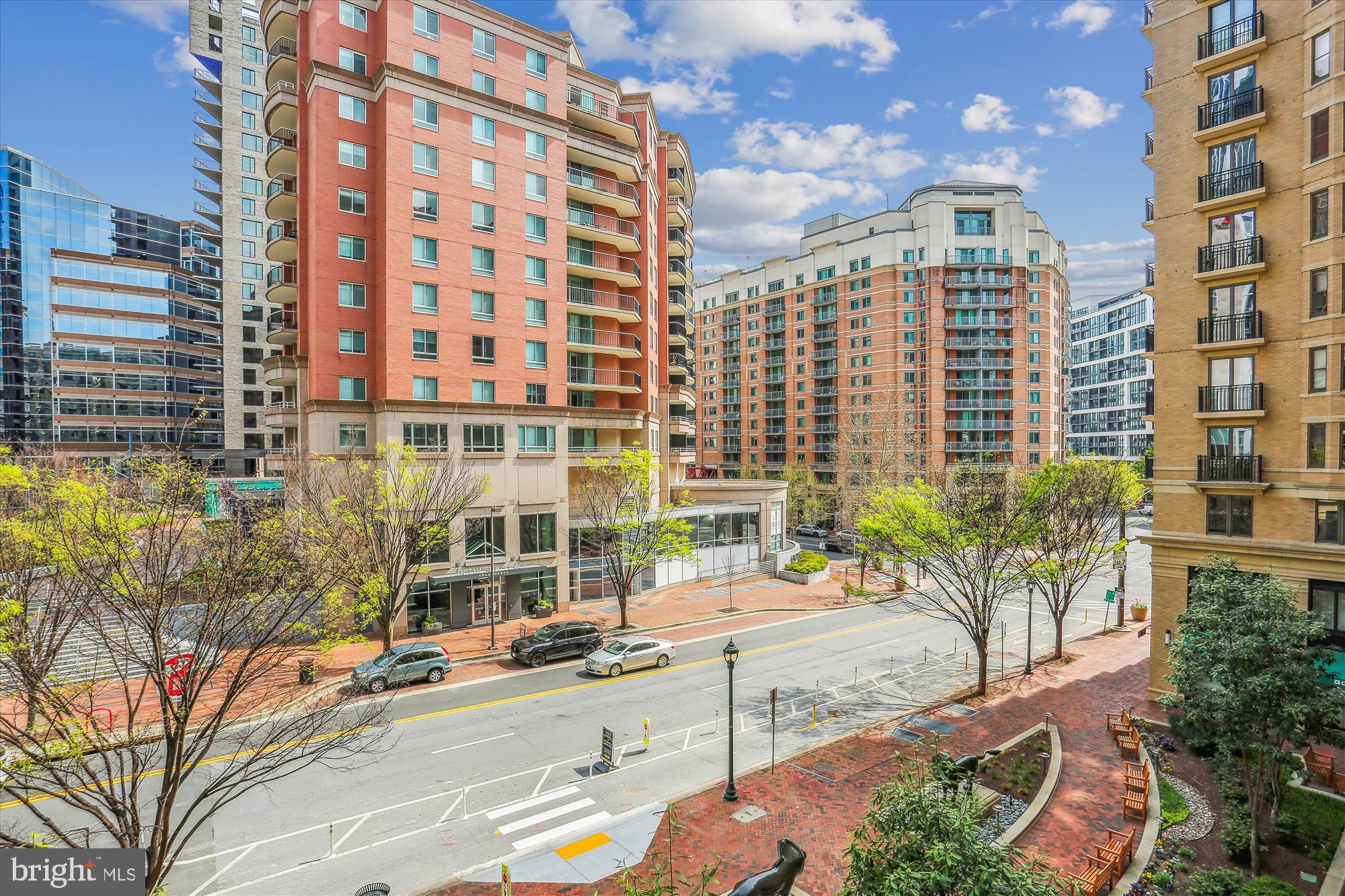 LIONSGATE - Residential Lease