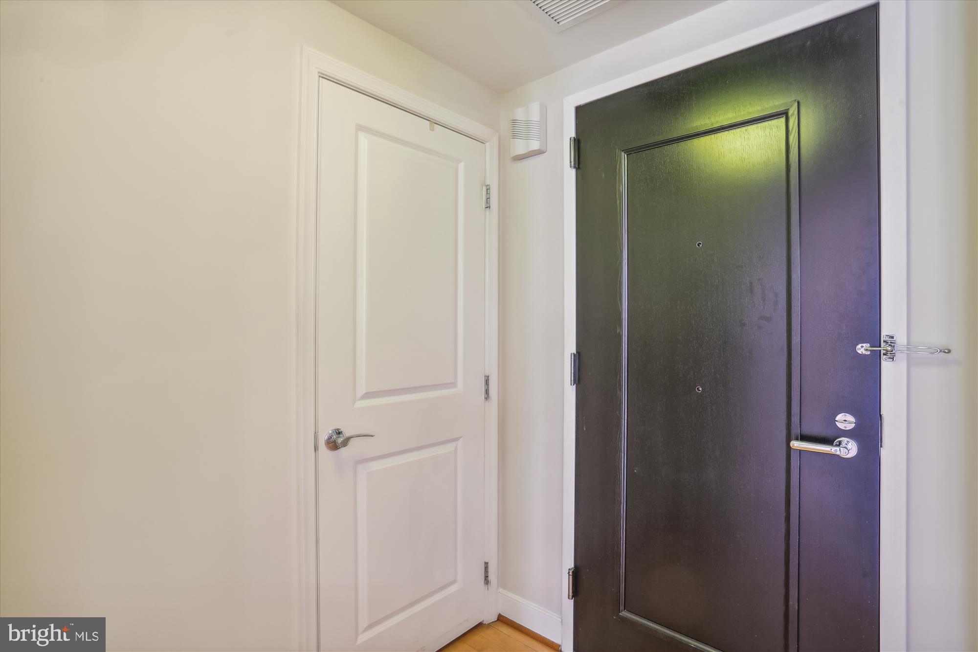 LIONSGATE - Residential Lease