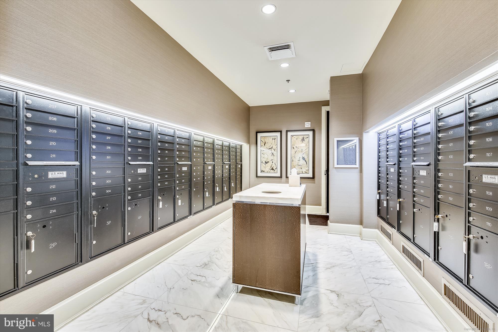 LIONSGATE - Residential Lease