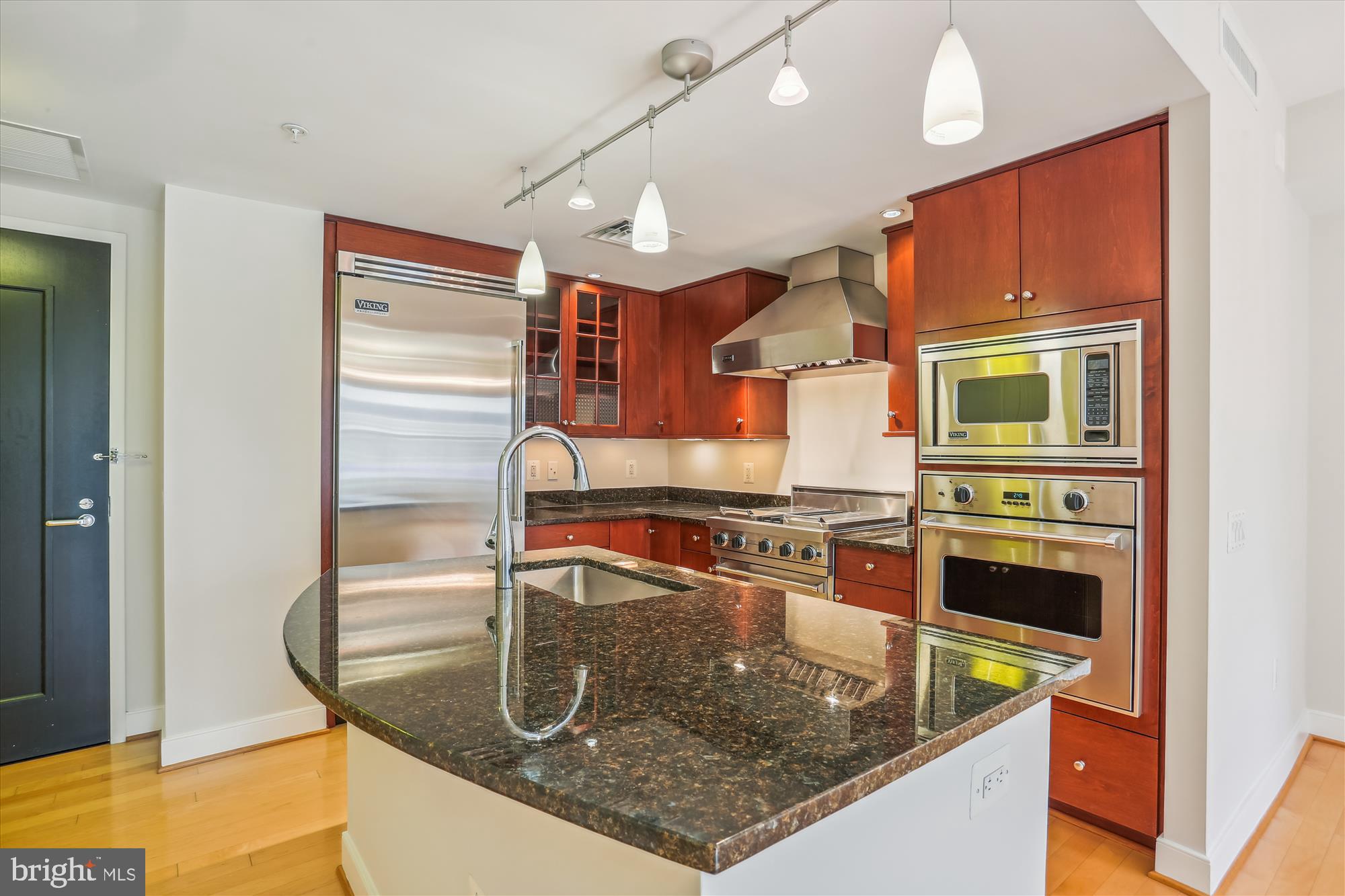 LIONSGATE - Residential Lease