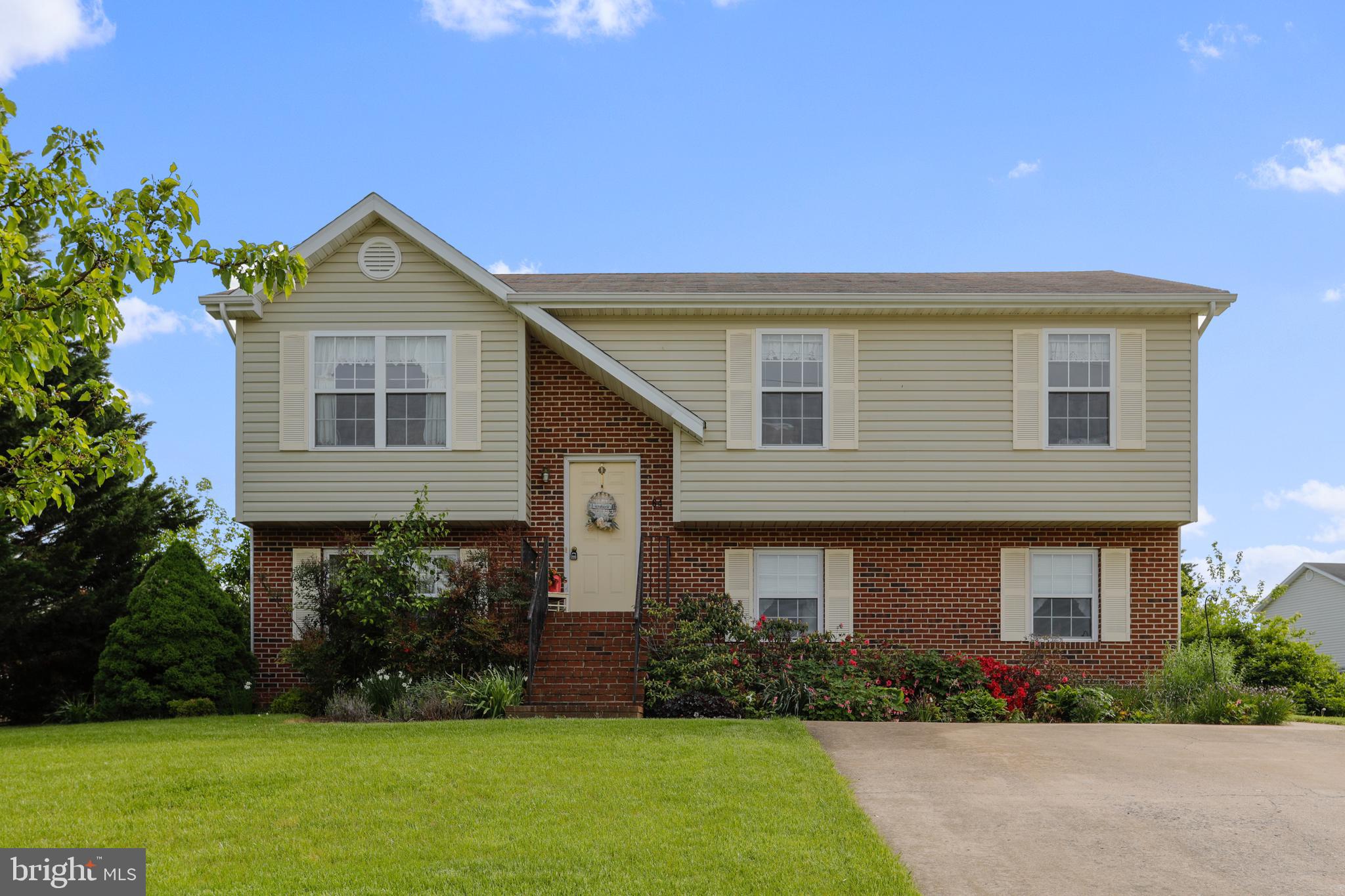 MADISON HEIGHTS - Residential