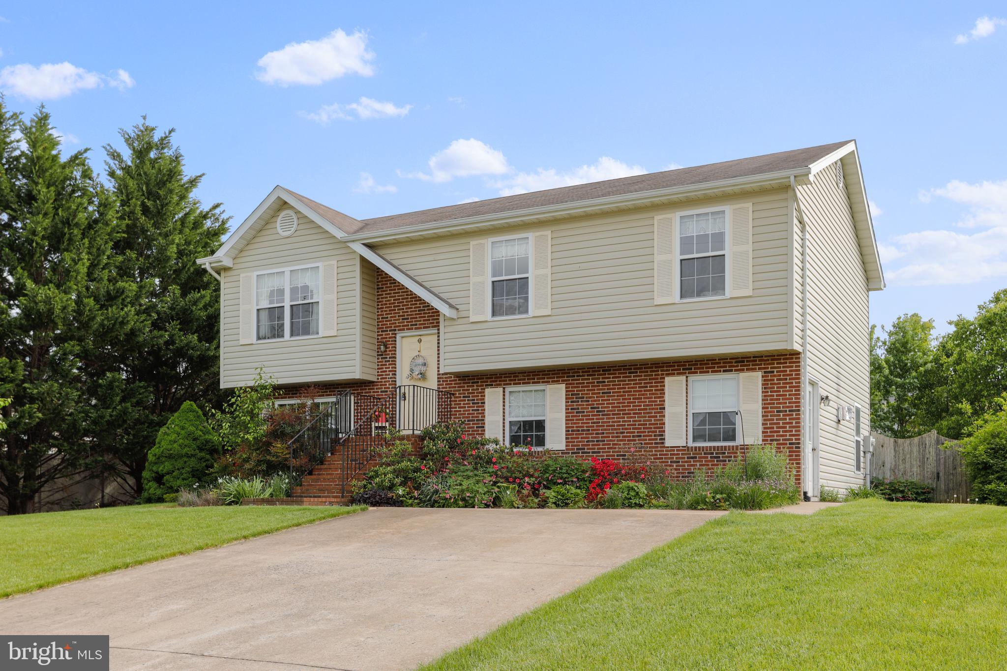 MADISON HEIGHTS - Residential