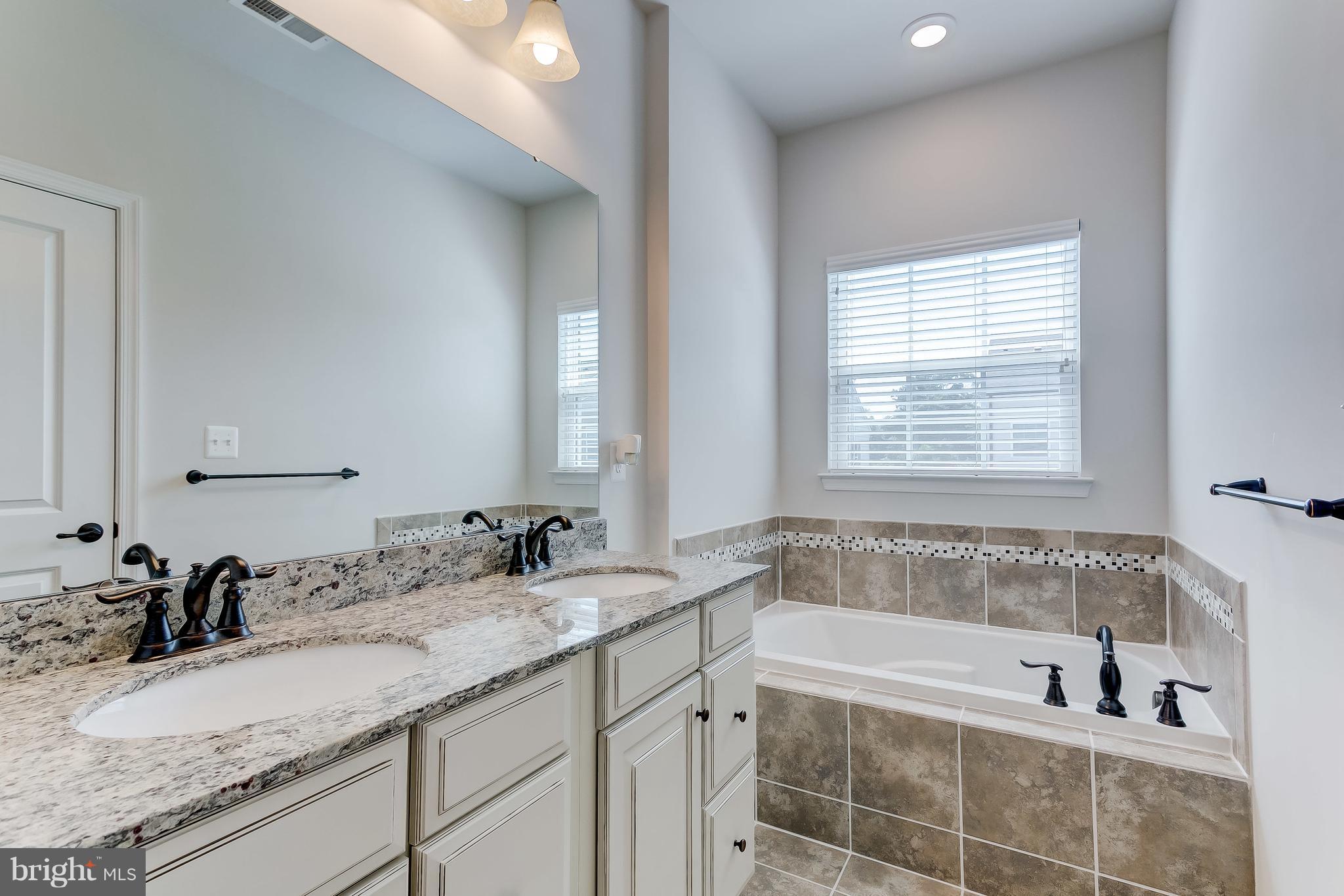 BALLARD GREEN - Residential