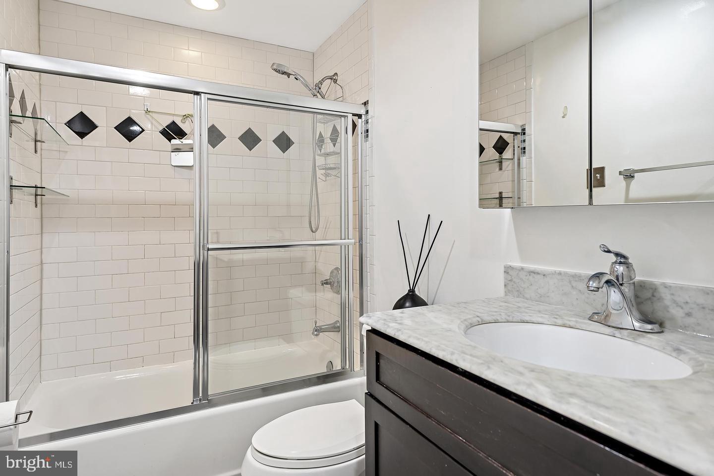 GRAYS LUCK CONDO - Residential Lease